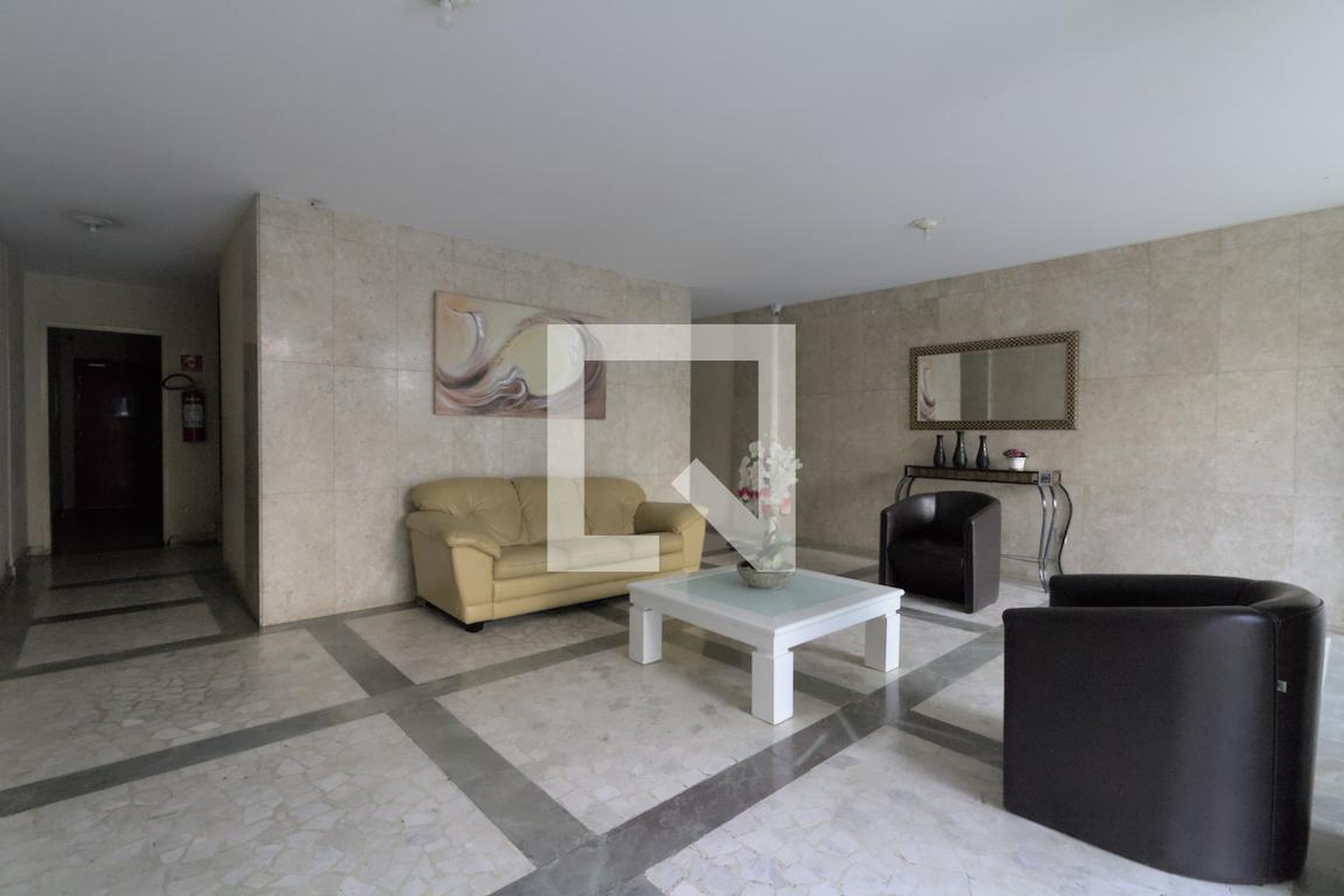 Hall de Entrada - Piata