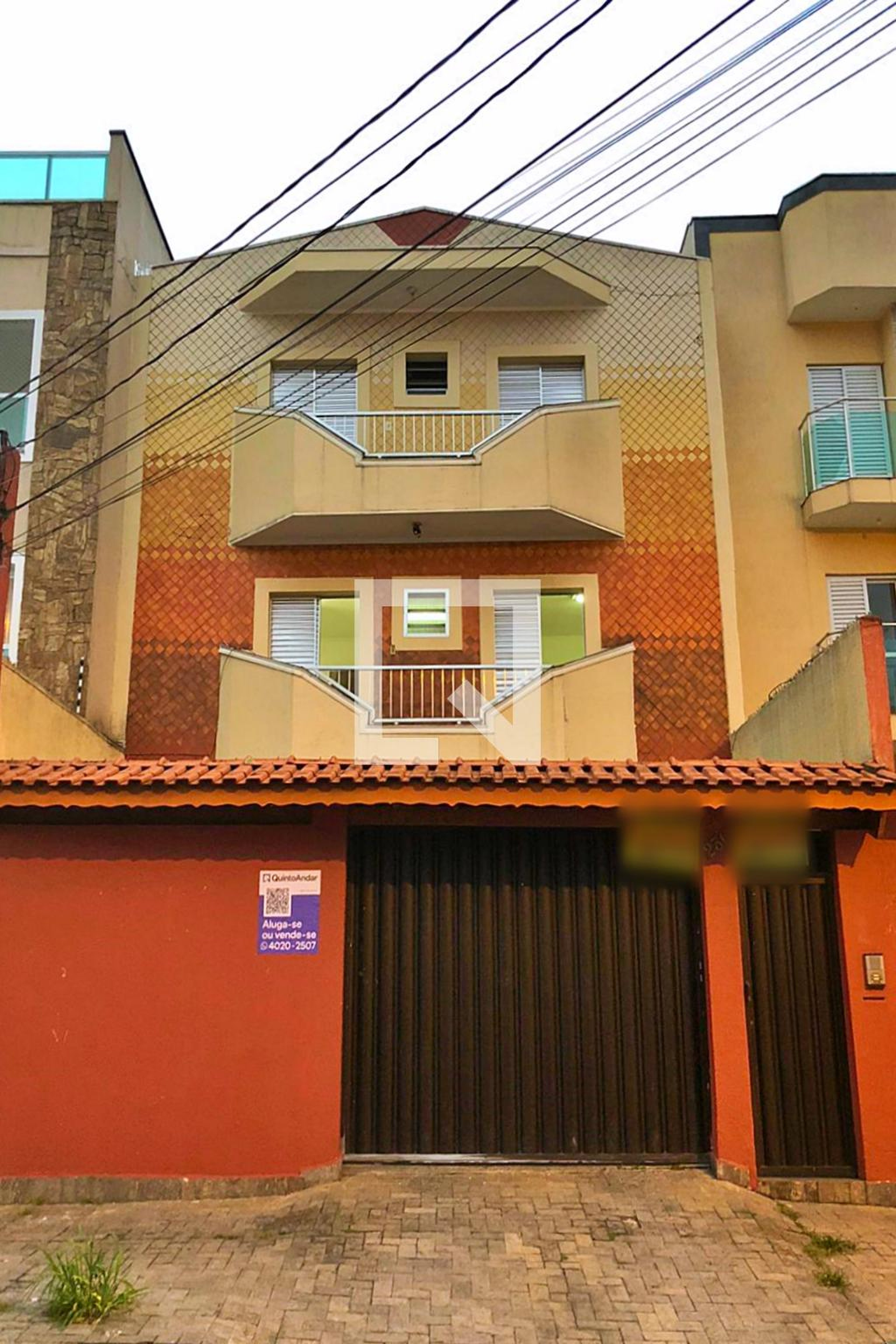 Fachada Condomínio em Alameda Calcutá, 236