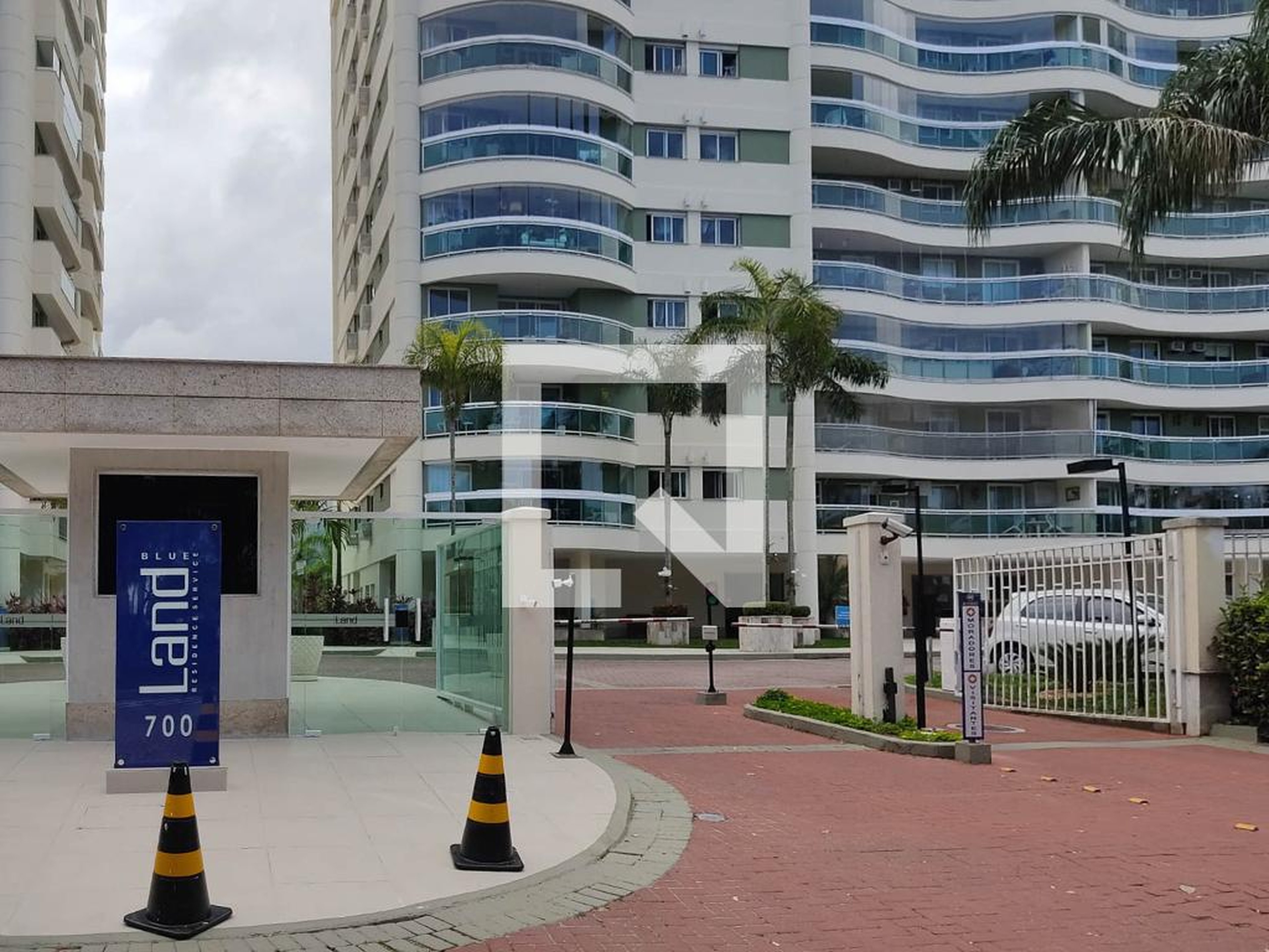 Fachada do Condomínio Condomínio Blue