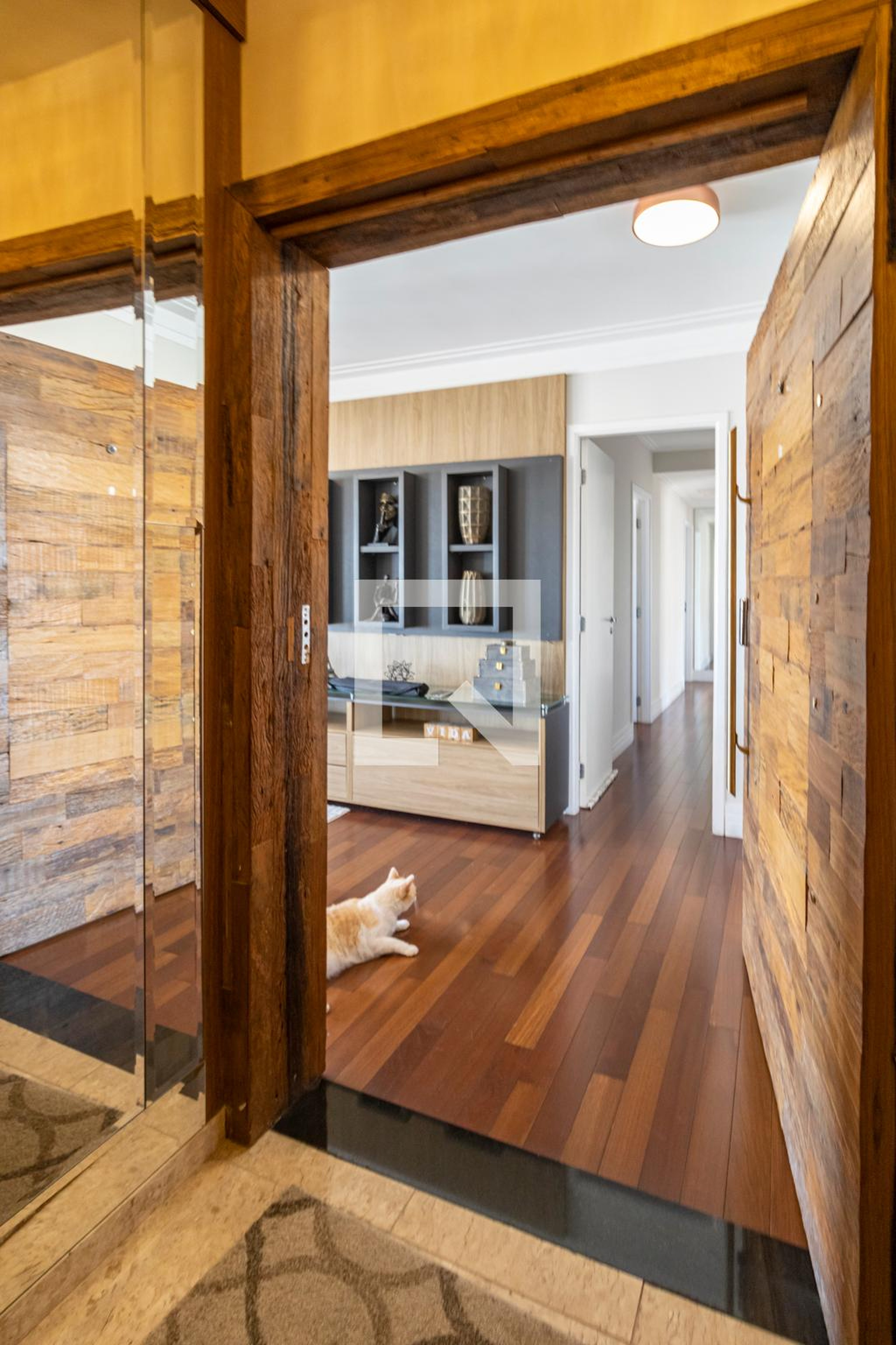 Hall - La Dolce Vita