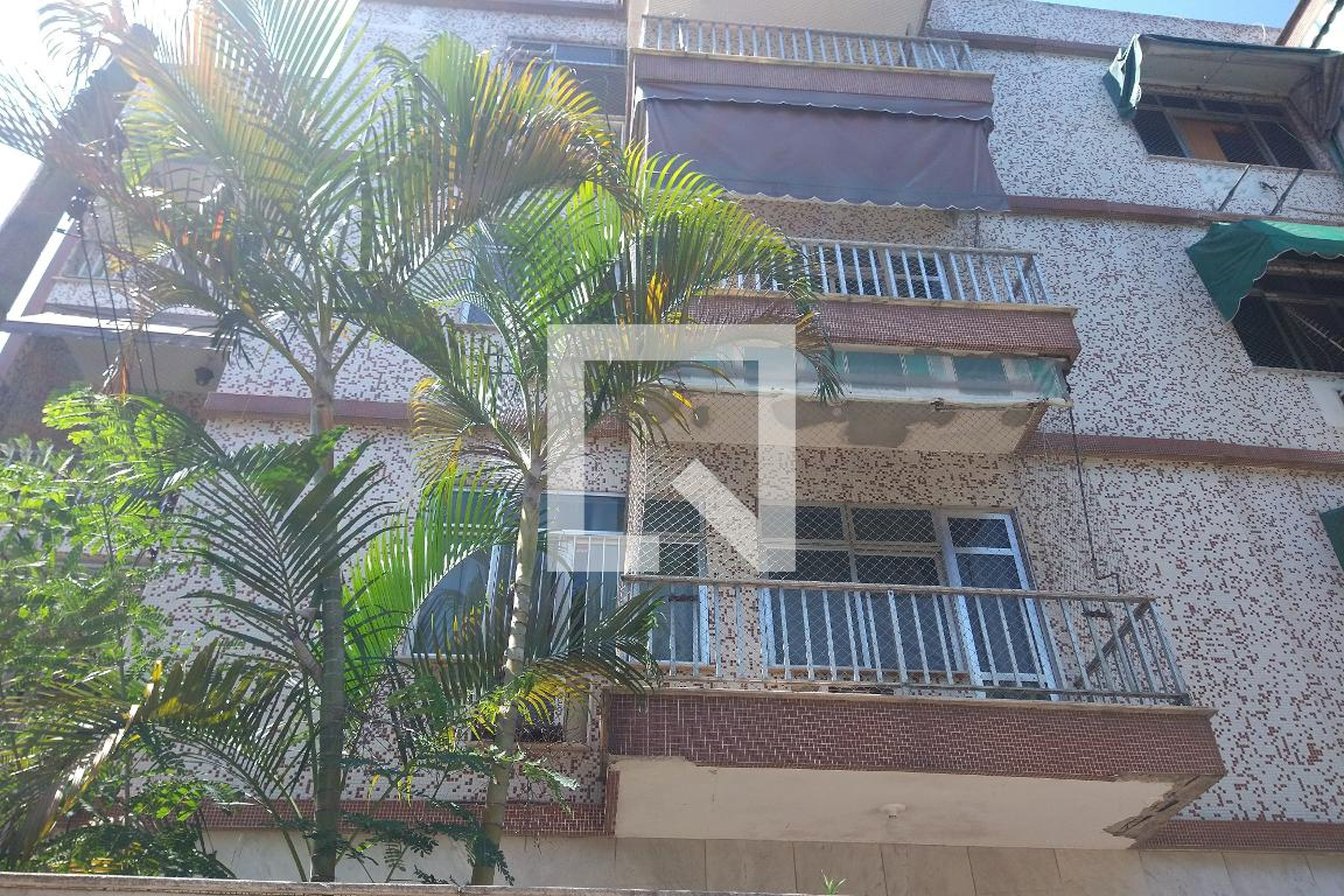 Fachada do Prédio Condomínio em Rua Erastotenes Frazão, 163