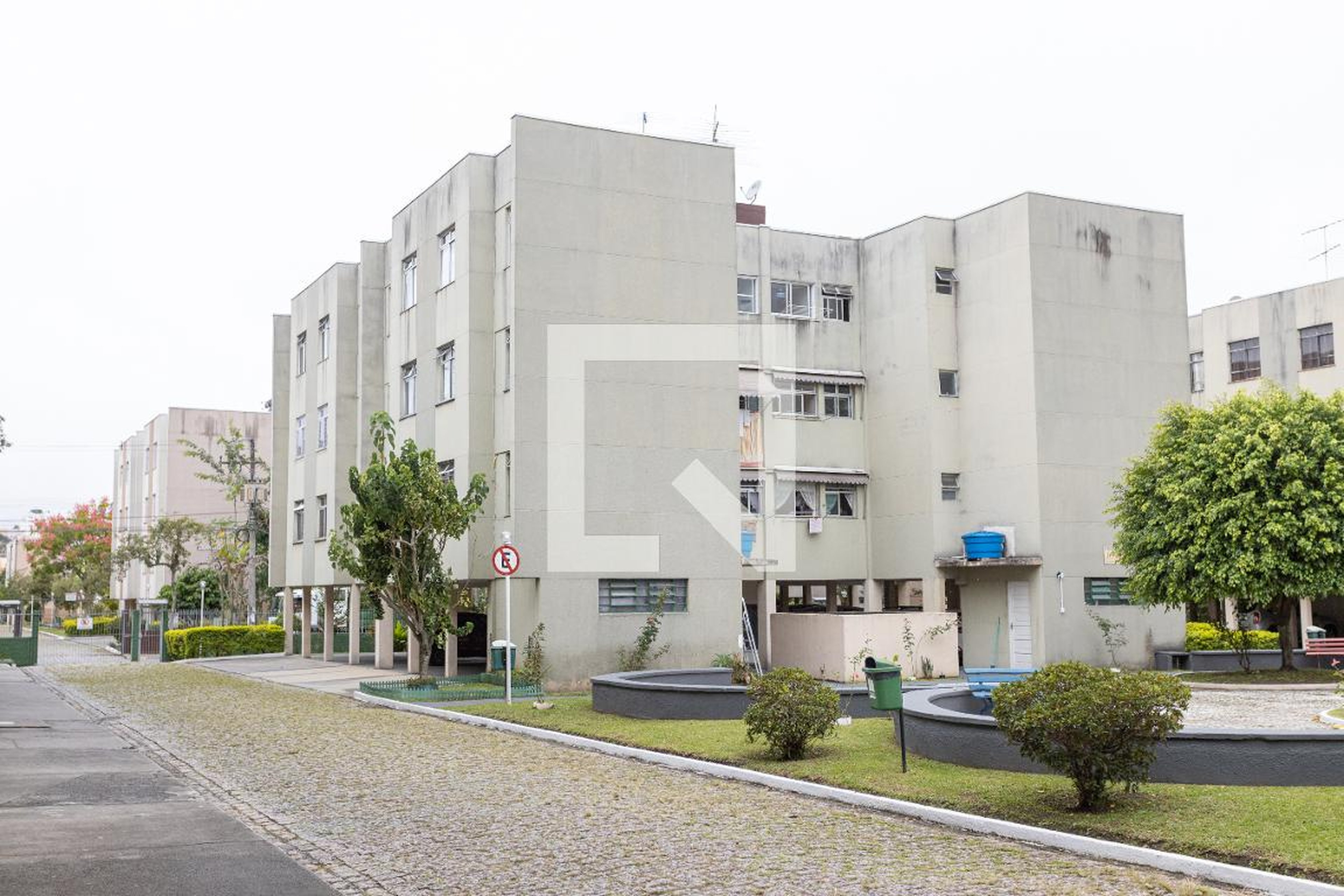 Fachada Condomínio em Avenida Prefeito Erasto Gaertner, 2430