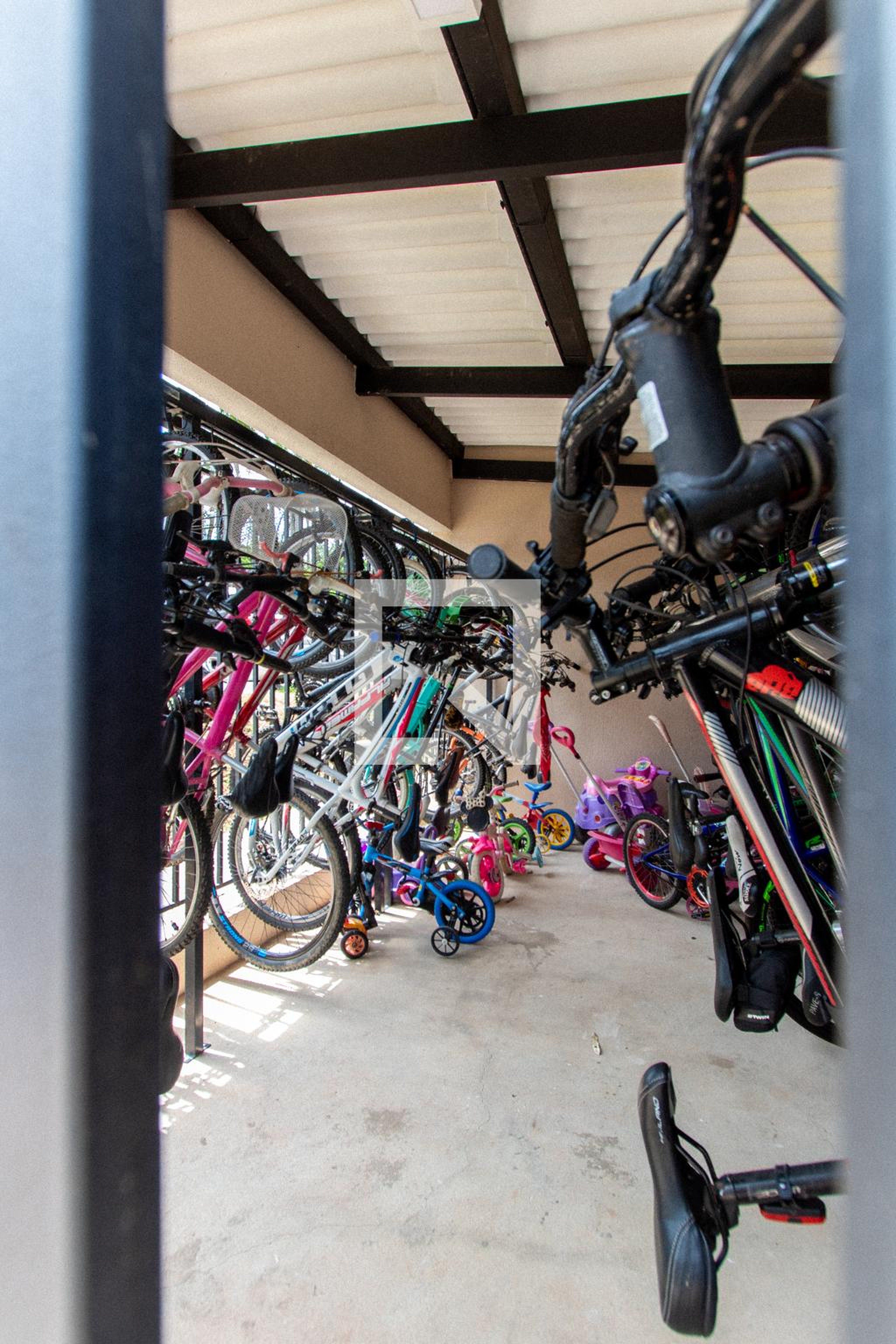 Bicicletário - Jardim dos Alpes