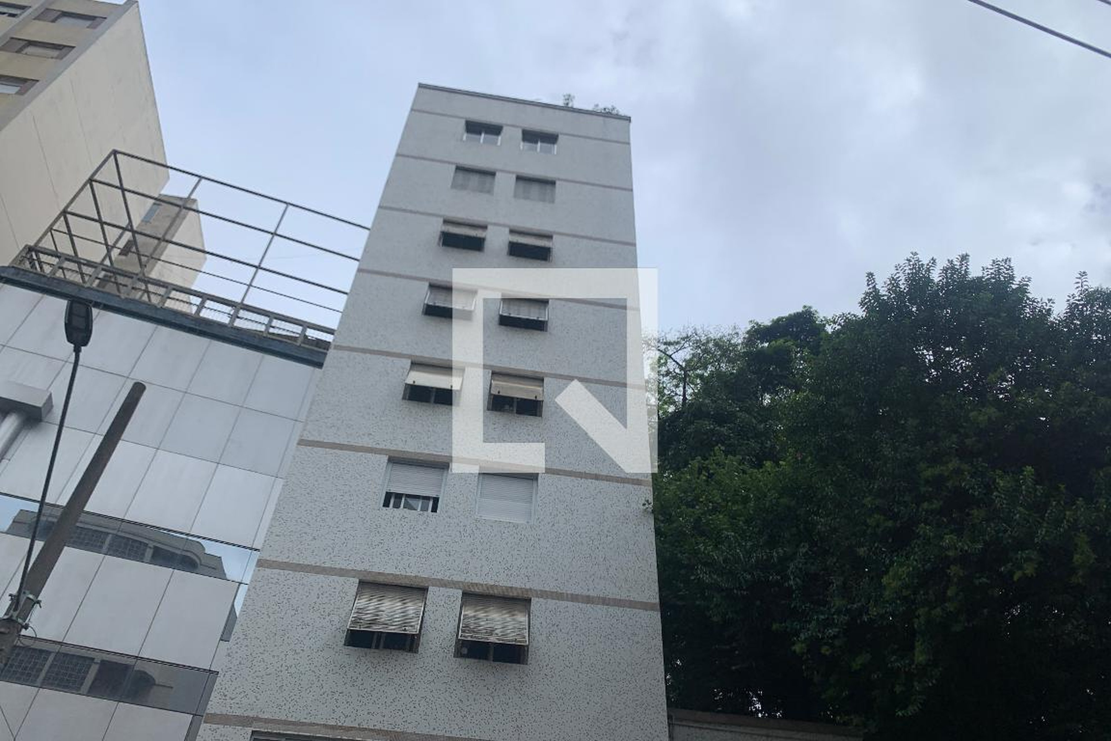 Fachada do Prédio Condomínio Iraniz