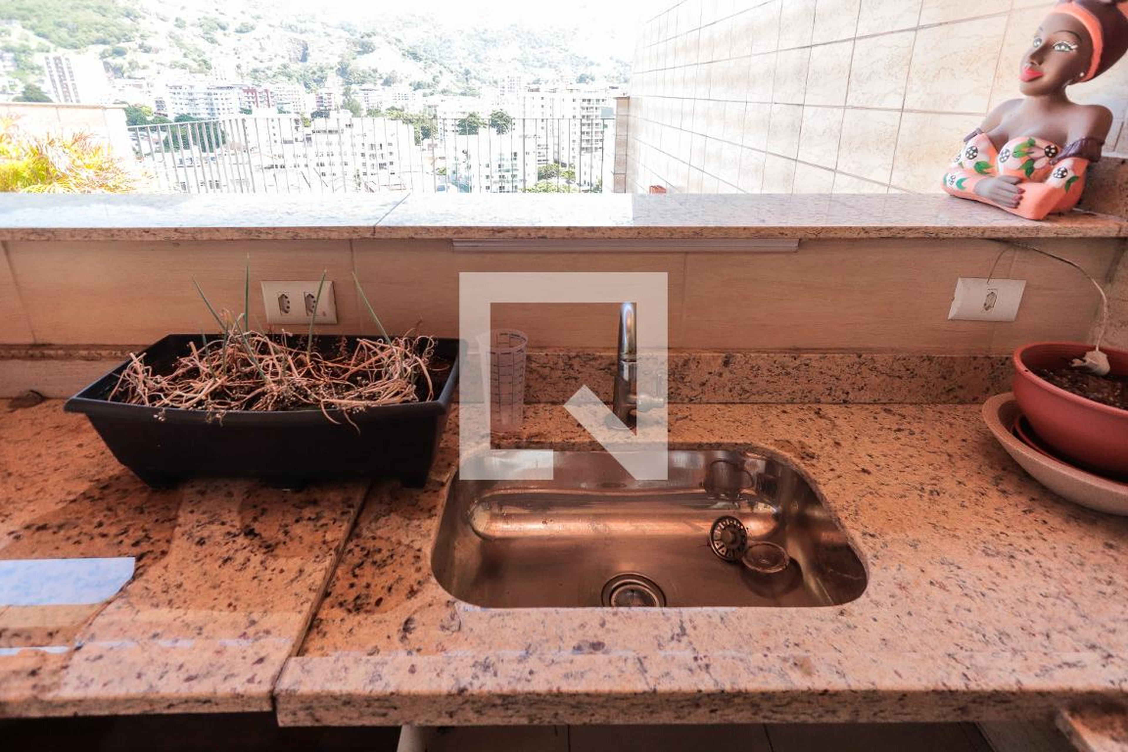 Churrasqueira - Bosque das Flores