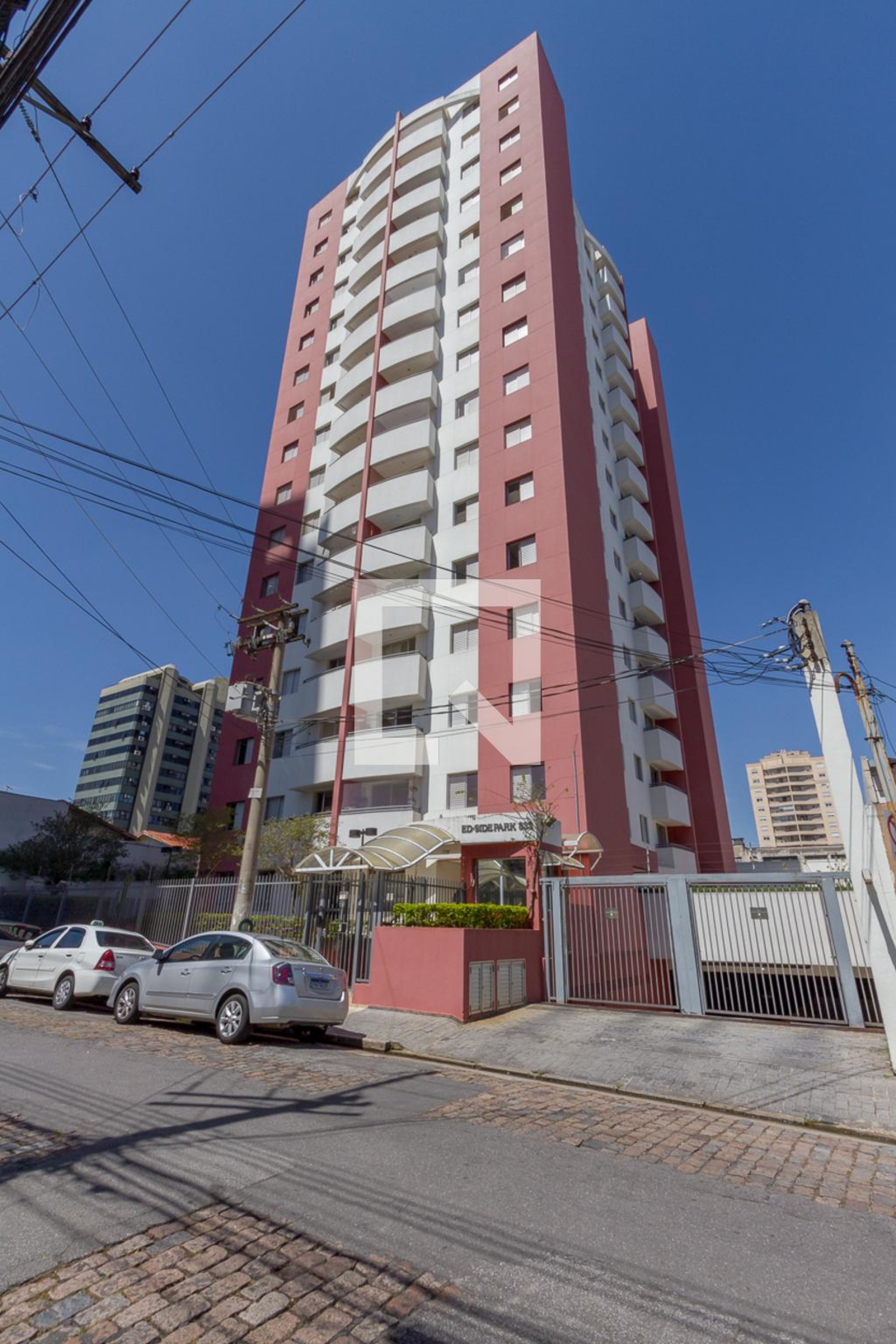 Fachada Condomínio Side Park