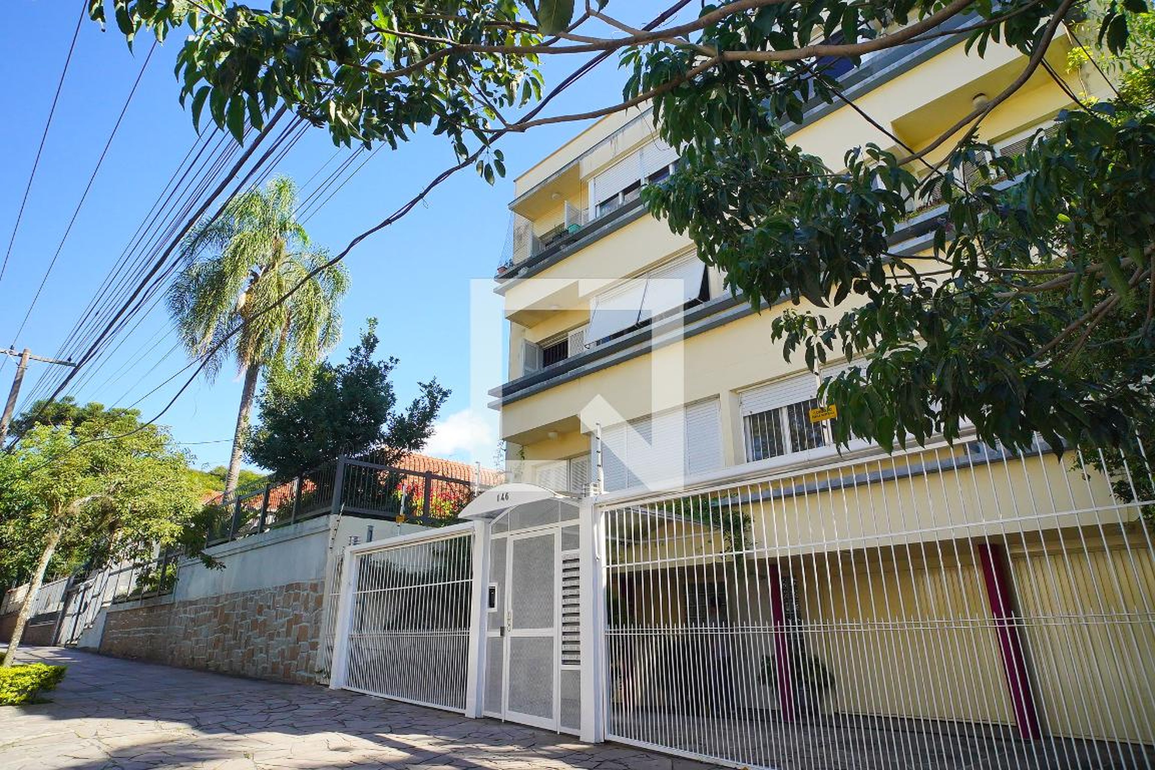 Fachada do Prédio Condomínio em Rua Carazinho, 146