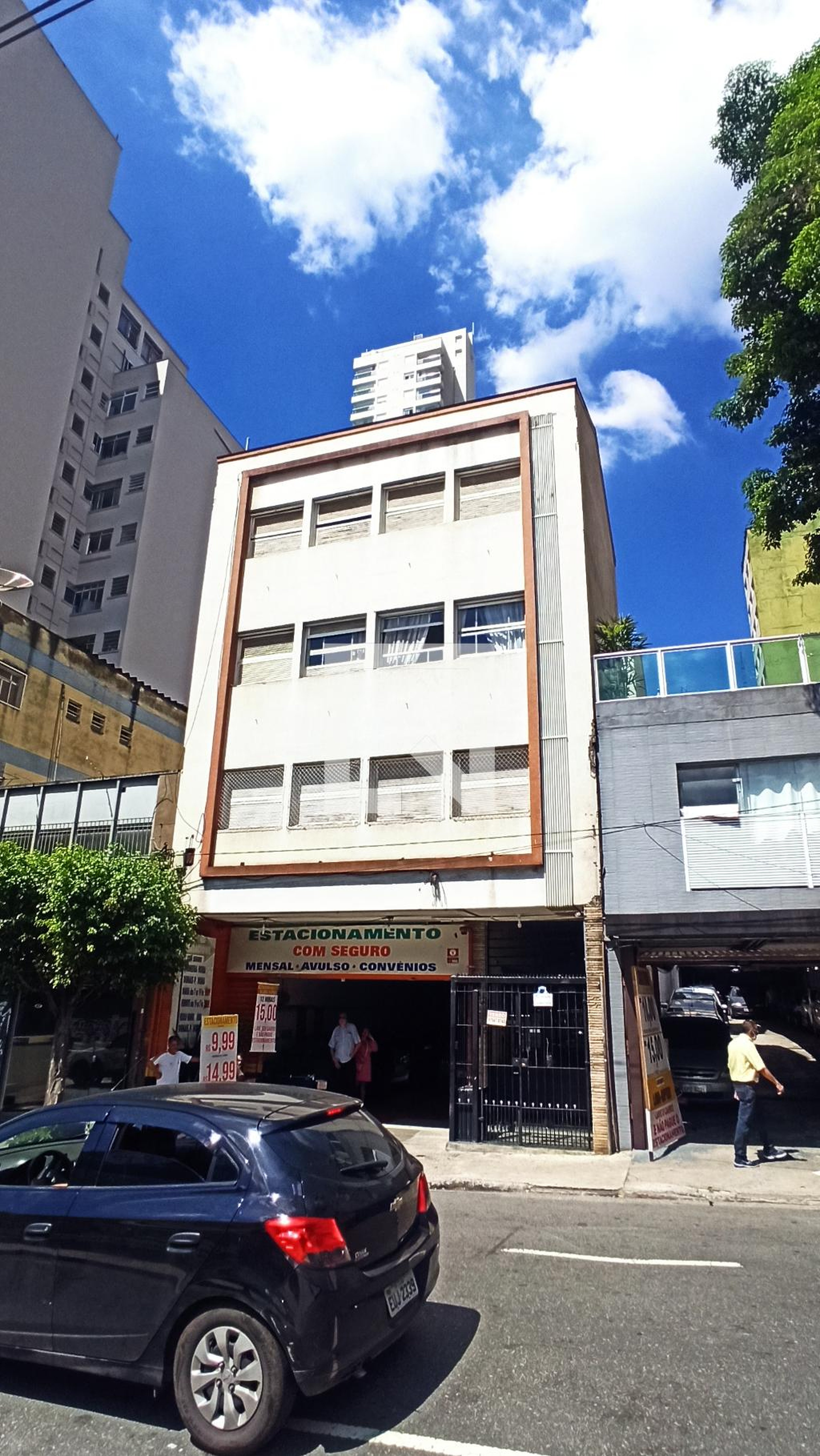 Fachada do Prédio Condomínio Jaguari