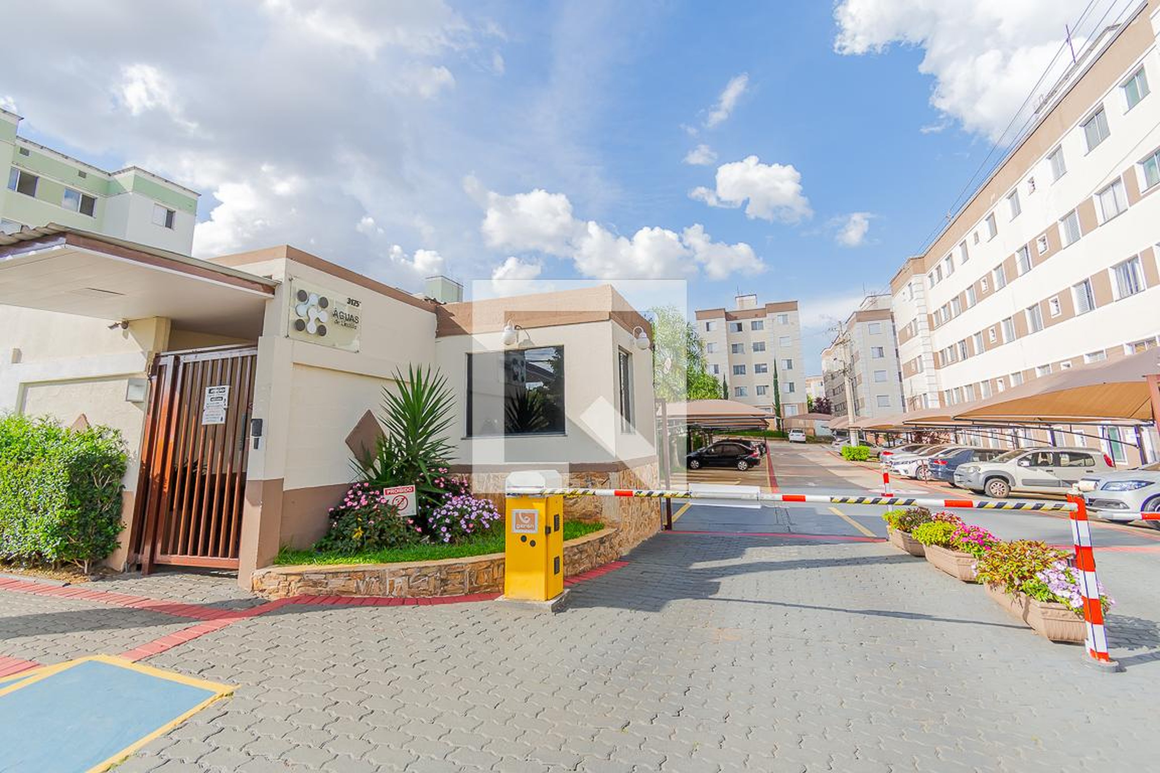 Fachada do Condomínio Condomínio Aguas de Lindoia