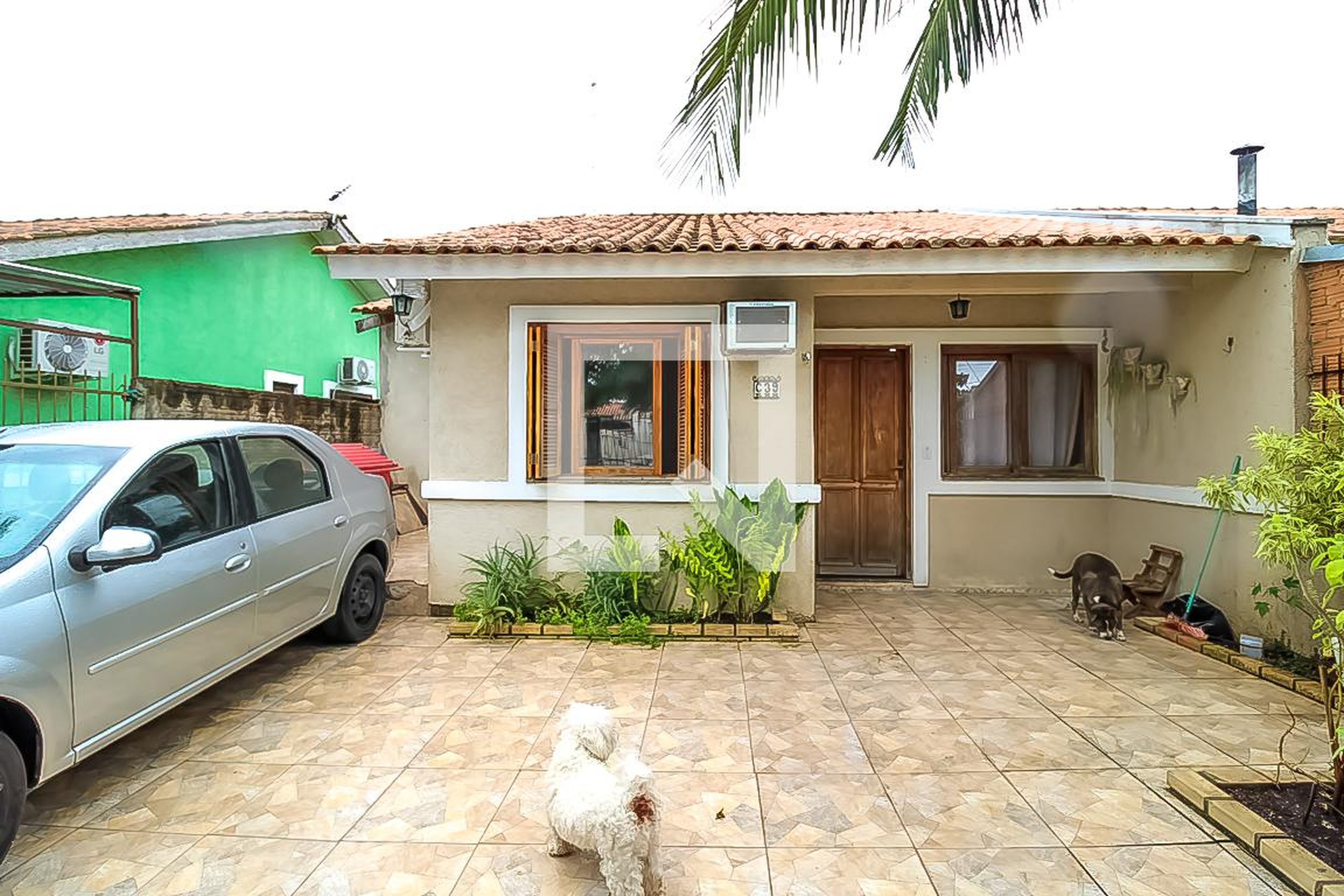 Fachada Condomínio em Rua Florença, 39