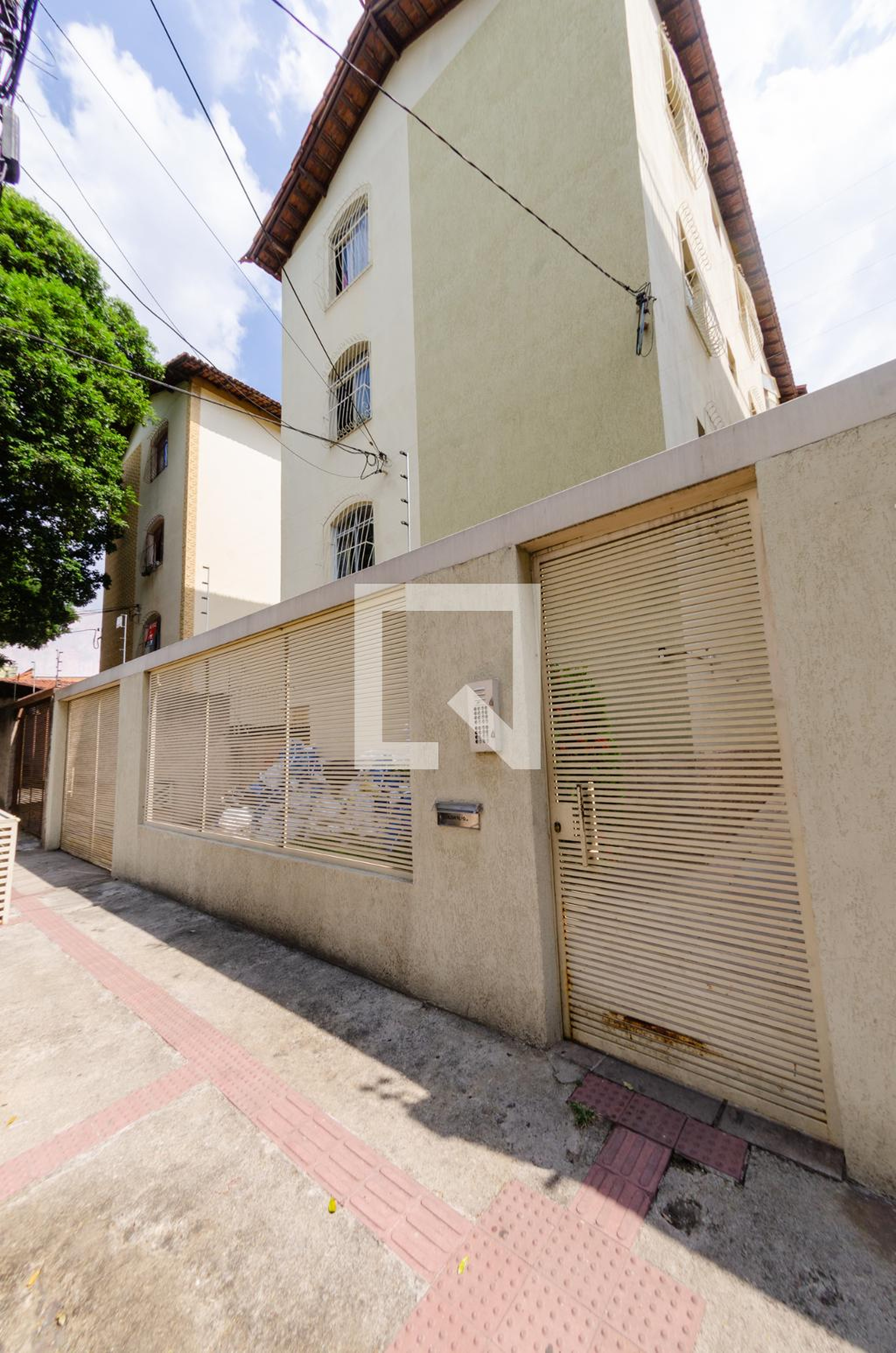 Fachada Condomínio em Rua Indiana, 162