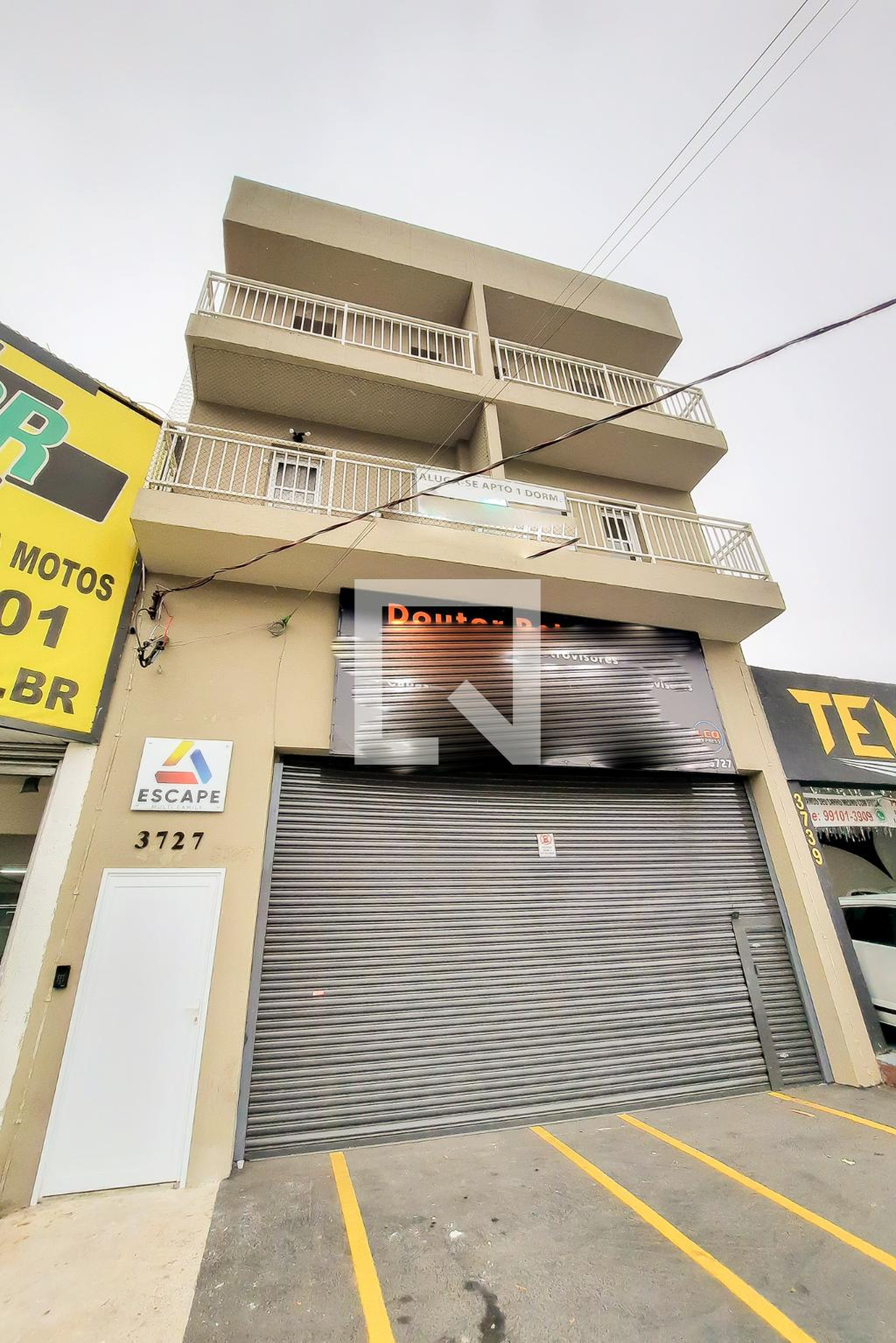 Fachada do Condomínio Condomínio Escape Vergueiro