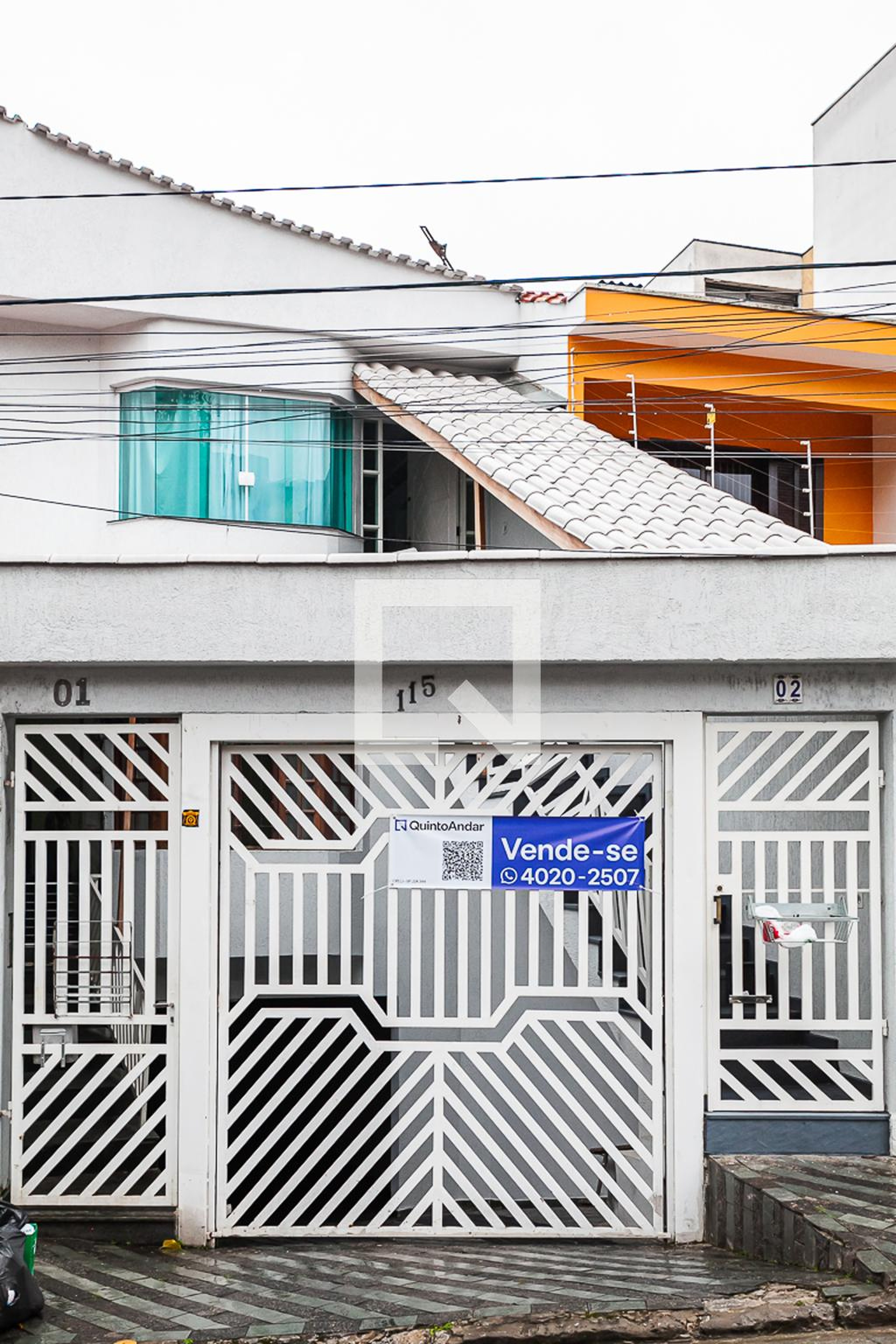 Fachada Condomínio em Rua Zâmbia, 115