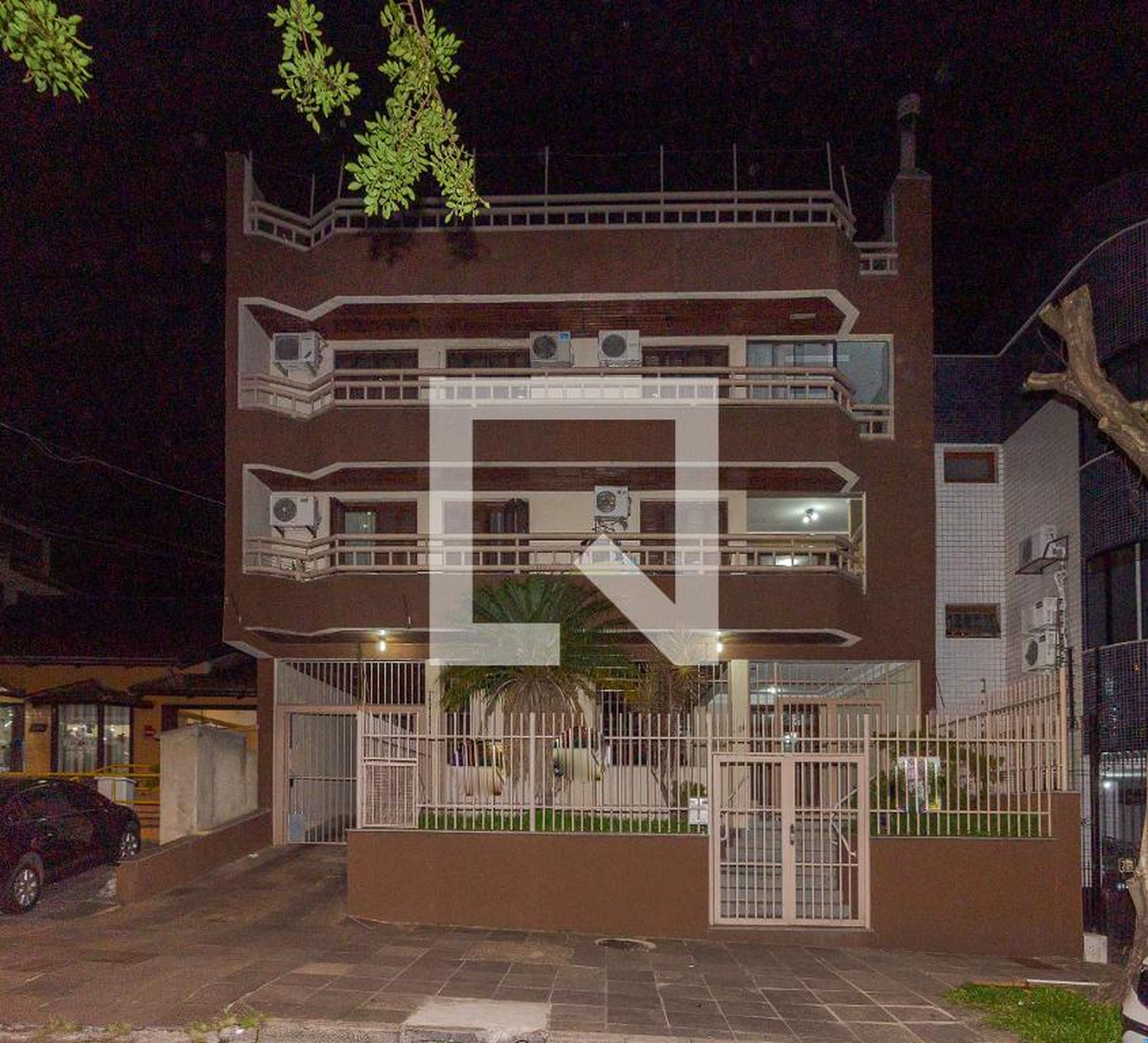 Fachada Condomínio Por do Sol