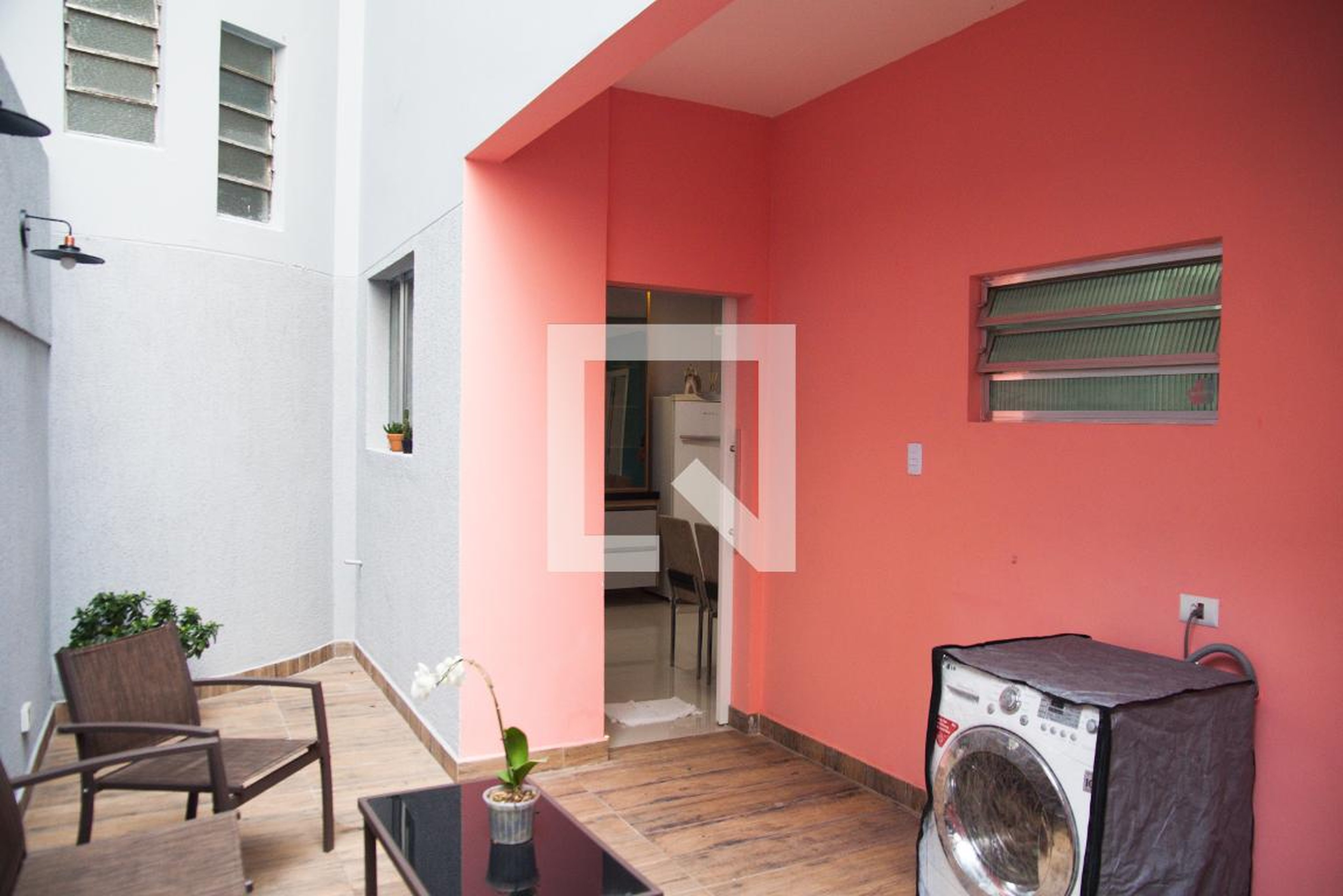 Área Externa - Maria de Jesus