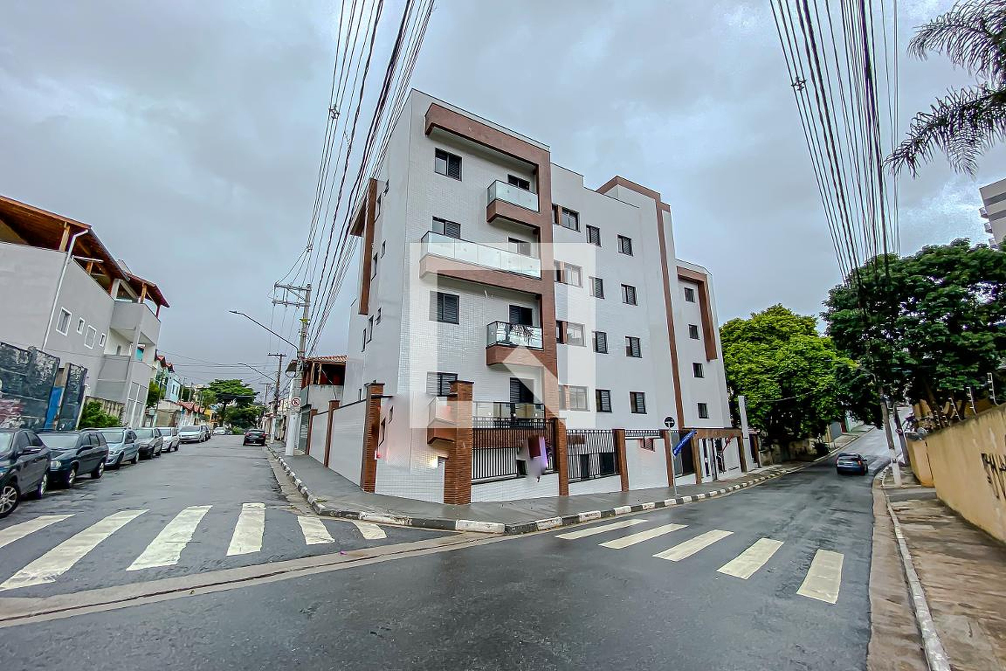 Fachada Condomínio Granada Home Residencial