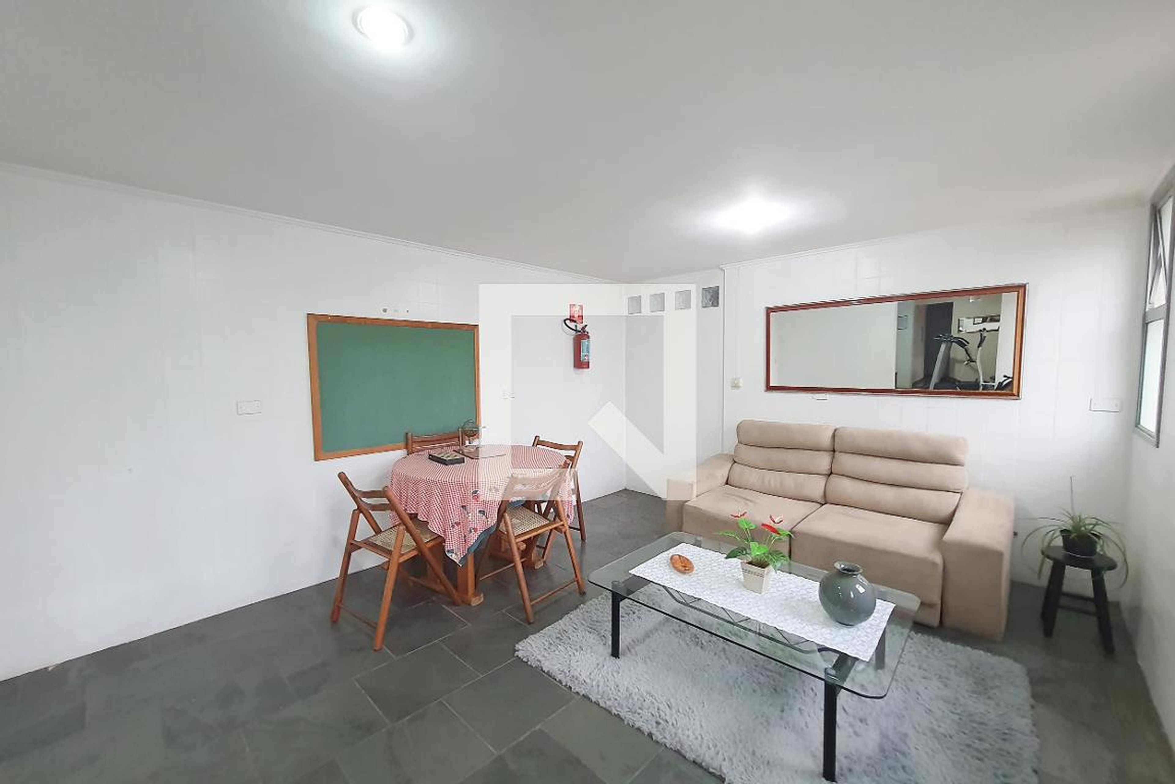 Sala de Jogos - Ana Carolina