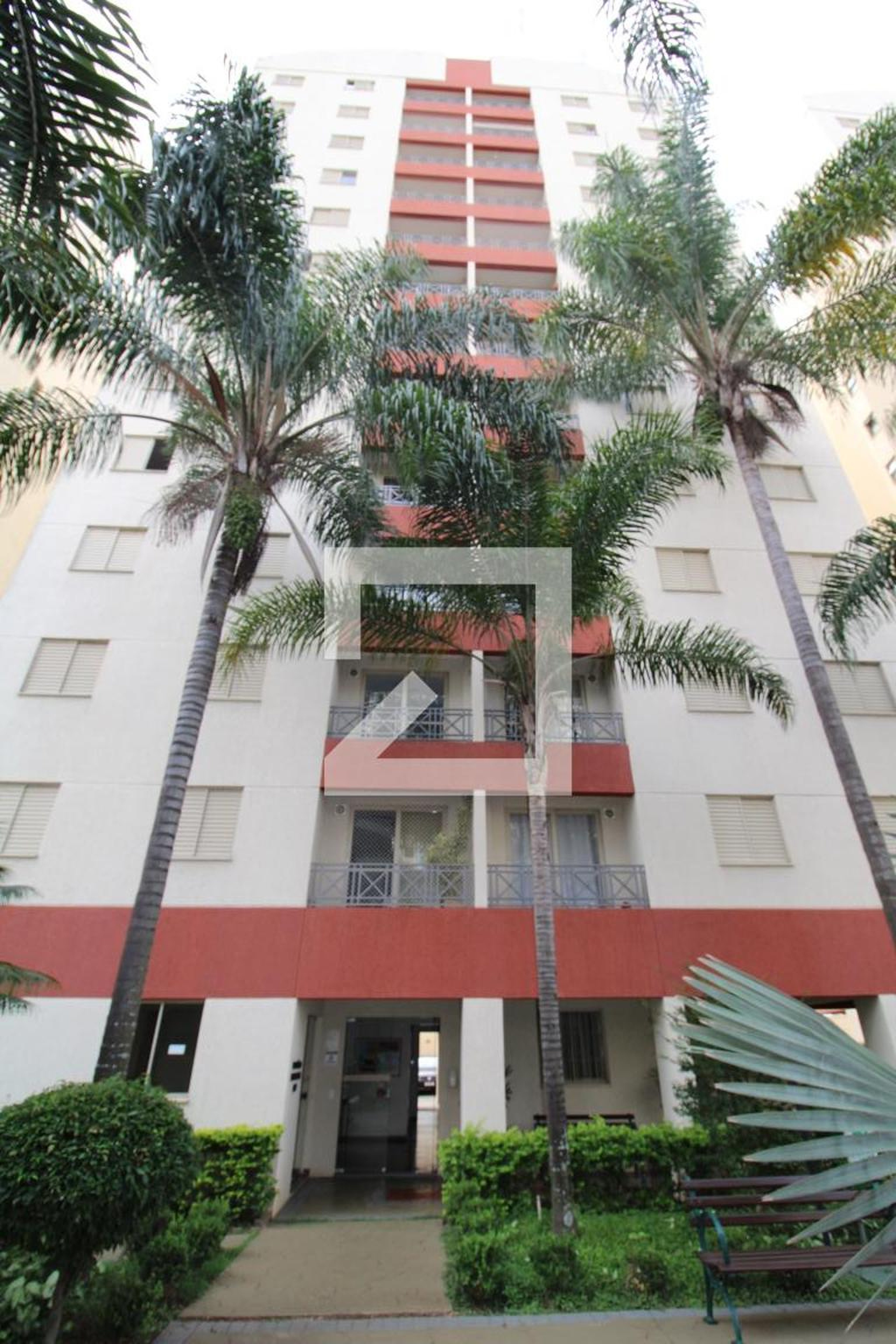 Fachada do Prédio Condomínio Miami Gardens