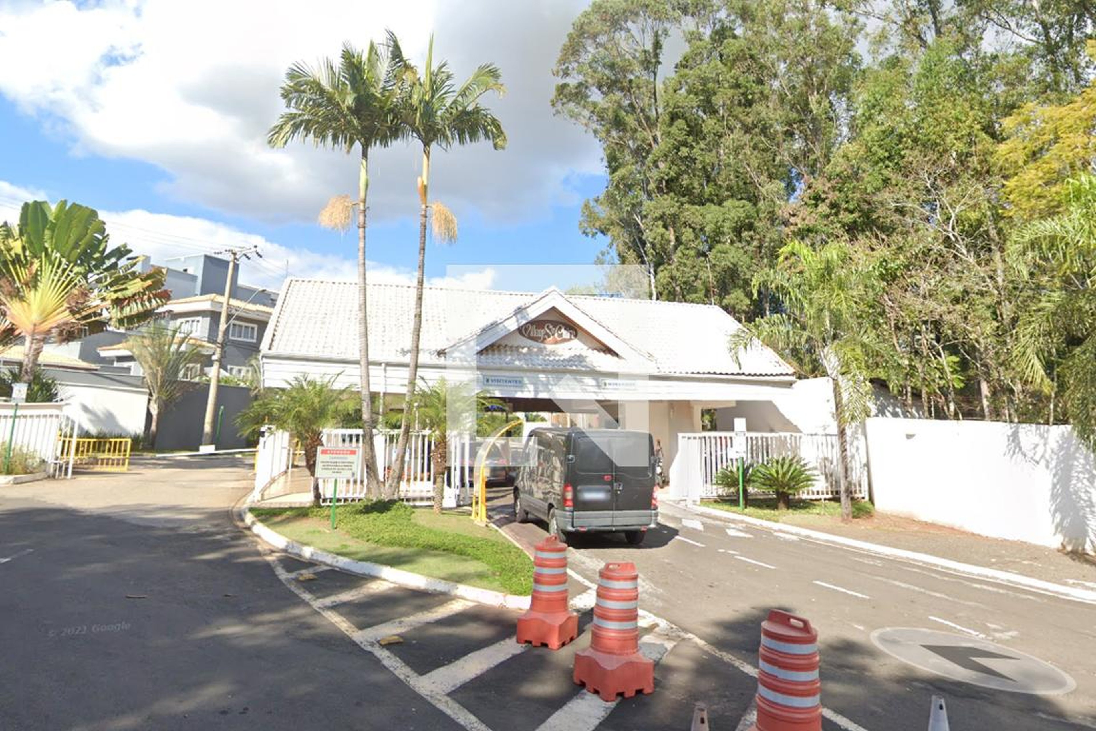 Fachada Condomínio em Rua Amélio Mascella, 25