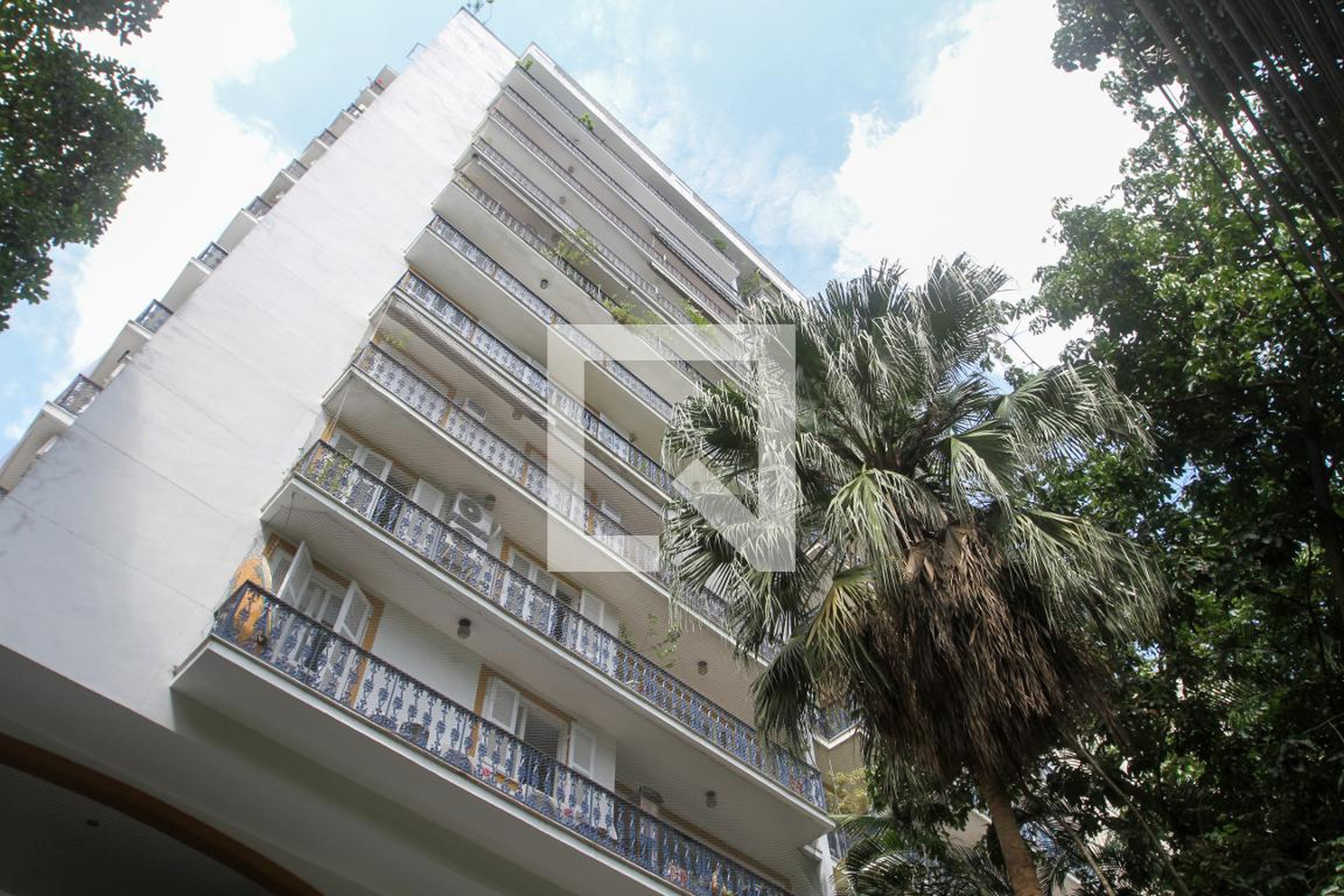 Fachada do Prédio Condomínio Paço D'Ajuda