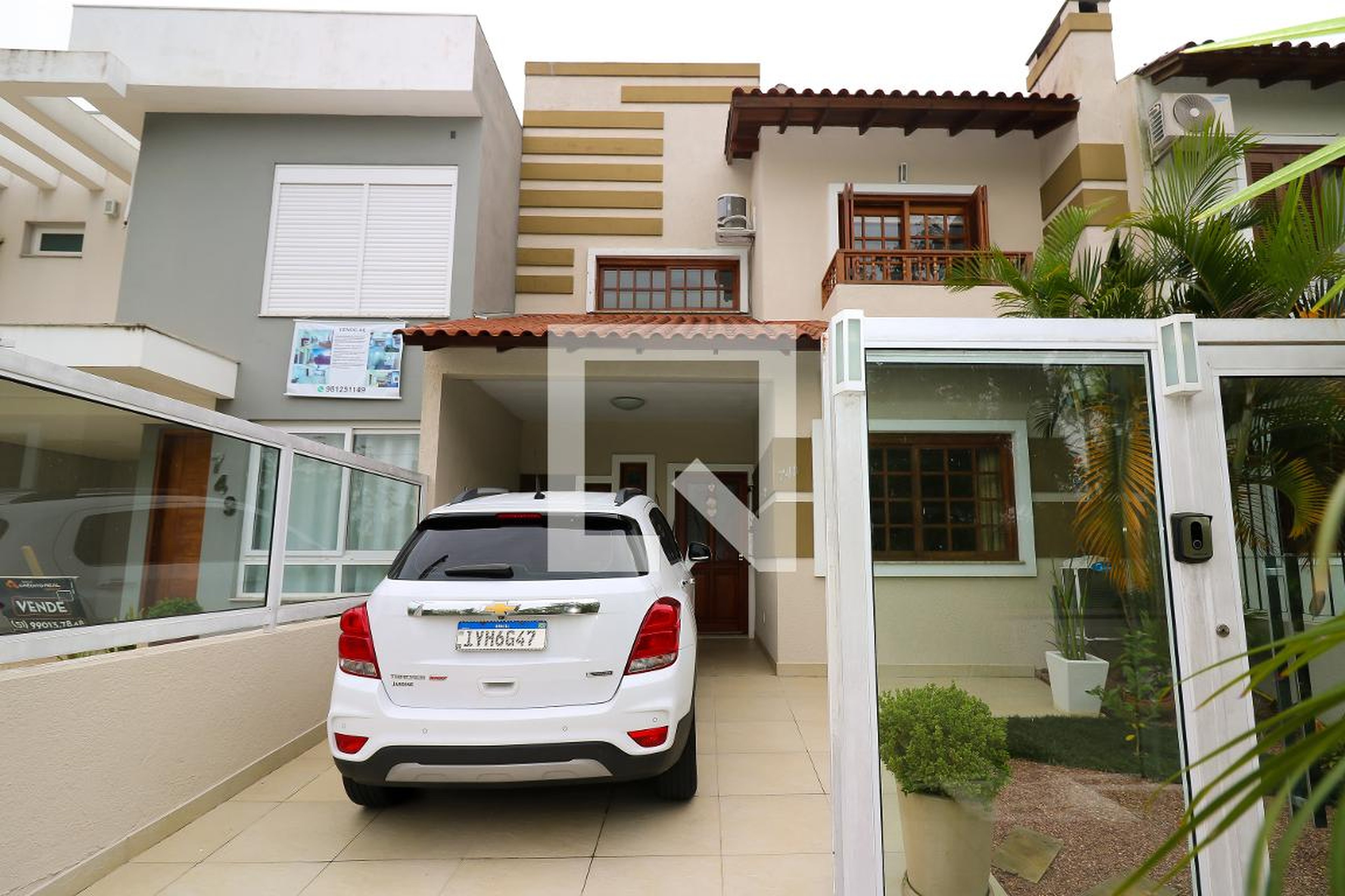 Fachada Condomínio em Rua Fernando Jorge Schneider, 741