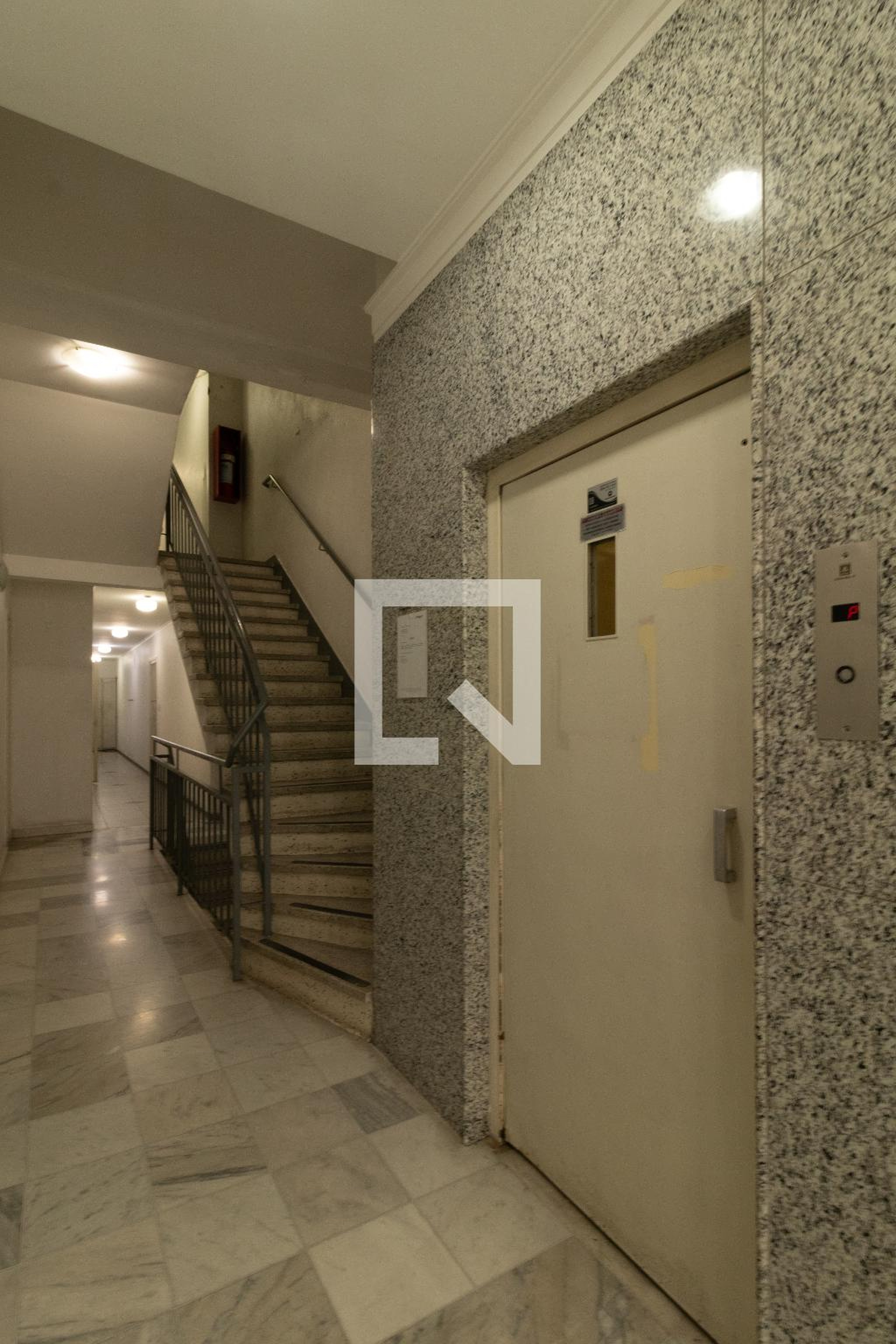 Elevador - Edifício Luciana