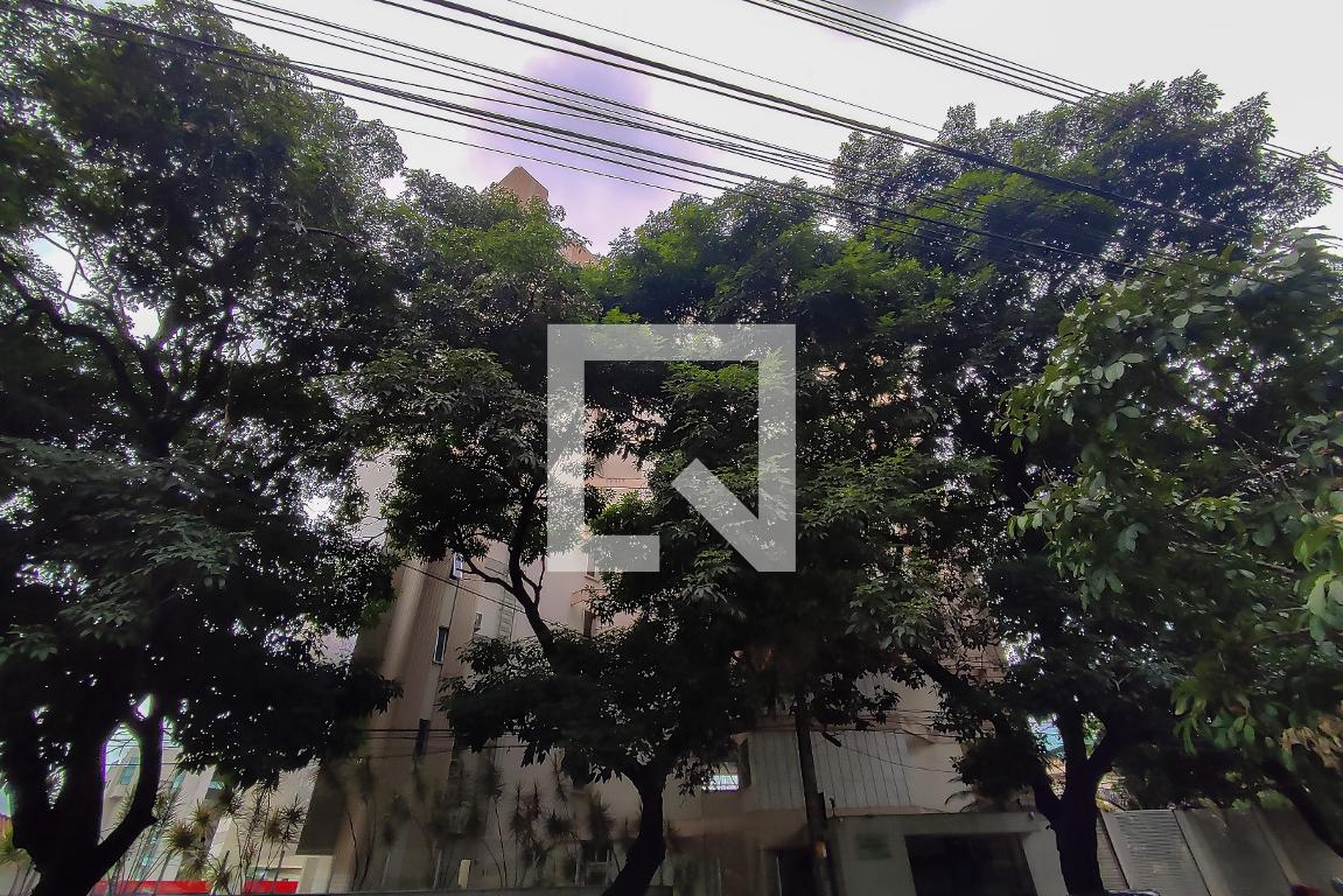 Fachada Condomínio em Rua Major Lopes, 136