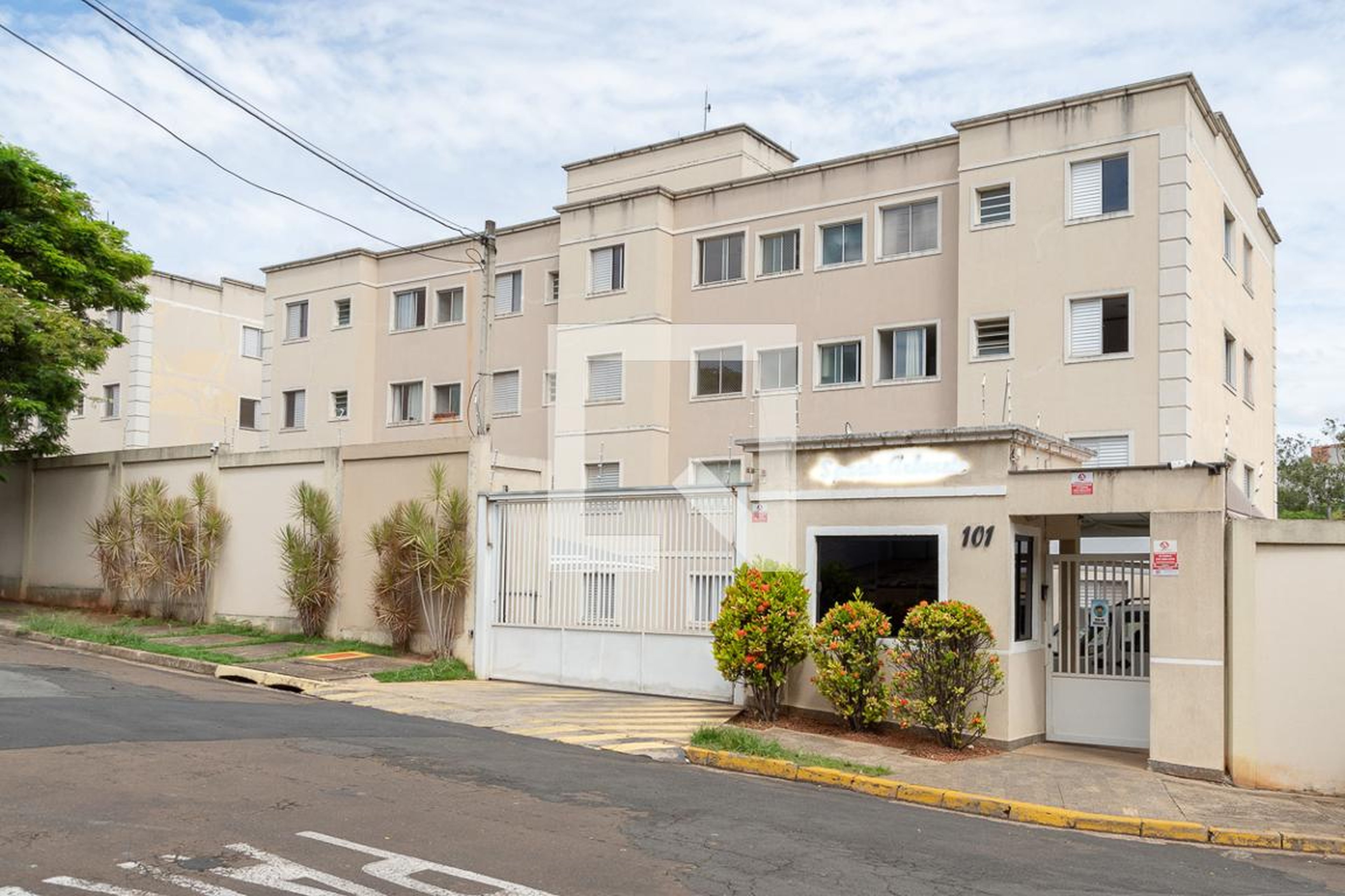 Fachada do Condomínio Condomínio Spazio Arboreto