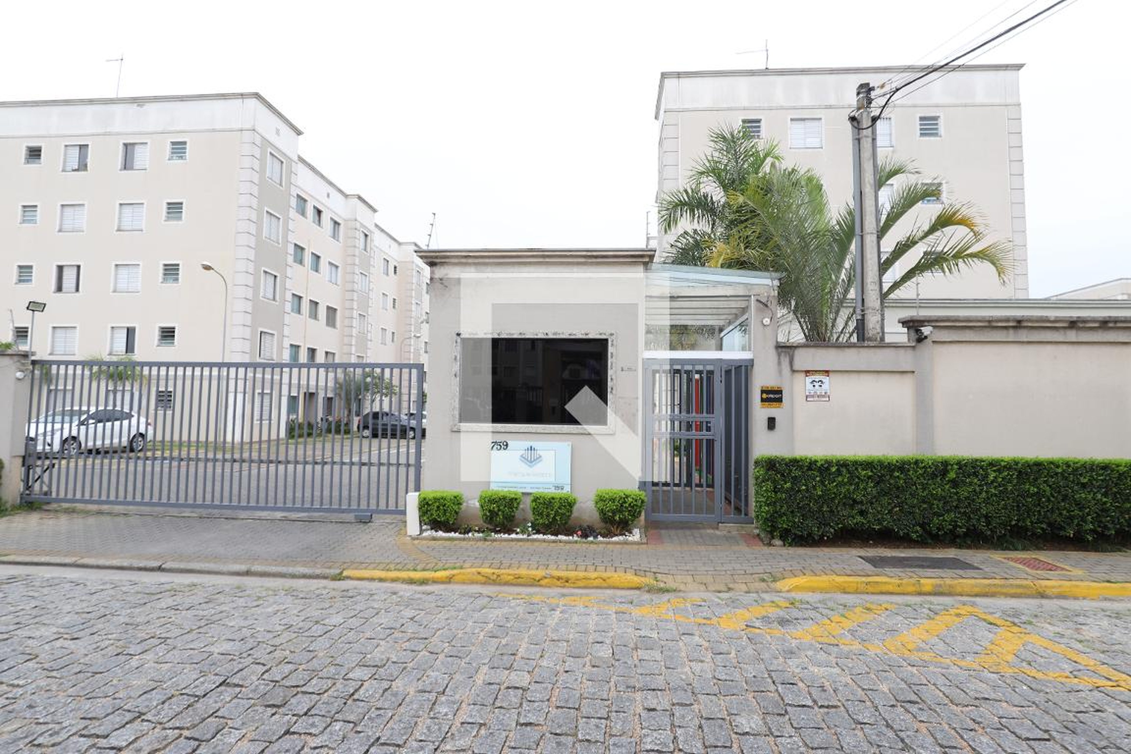 Fachada do Condomínio Condomínio PARQUE SOLERO