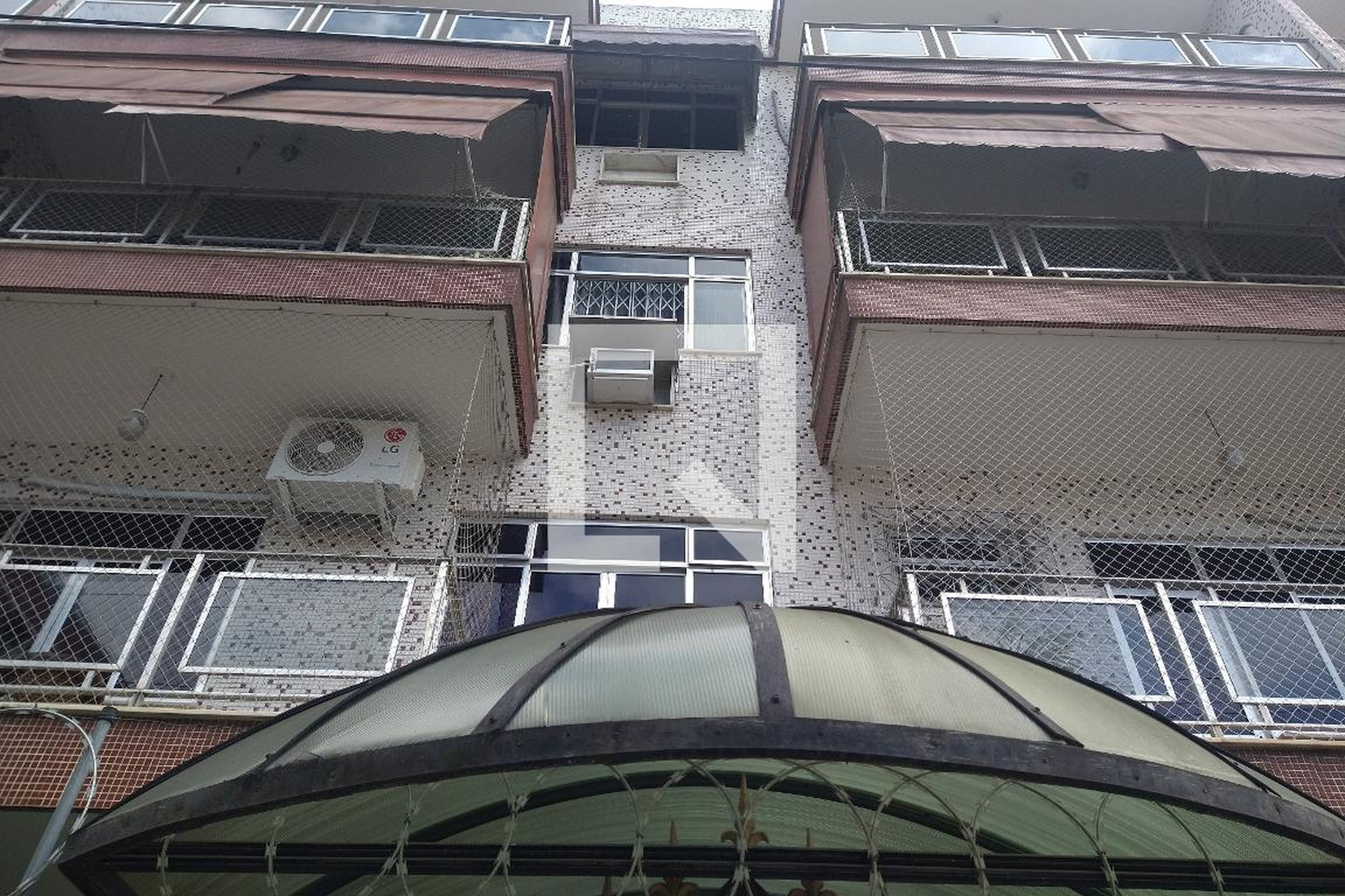 Fachada do Prédio Condomínio em Rua Marco Polo, 507
