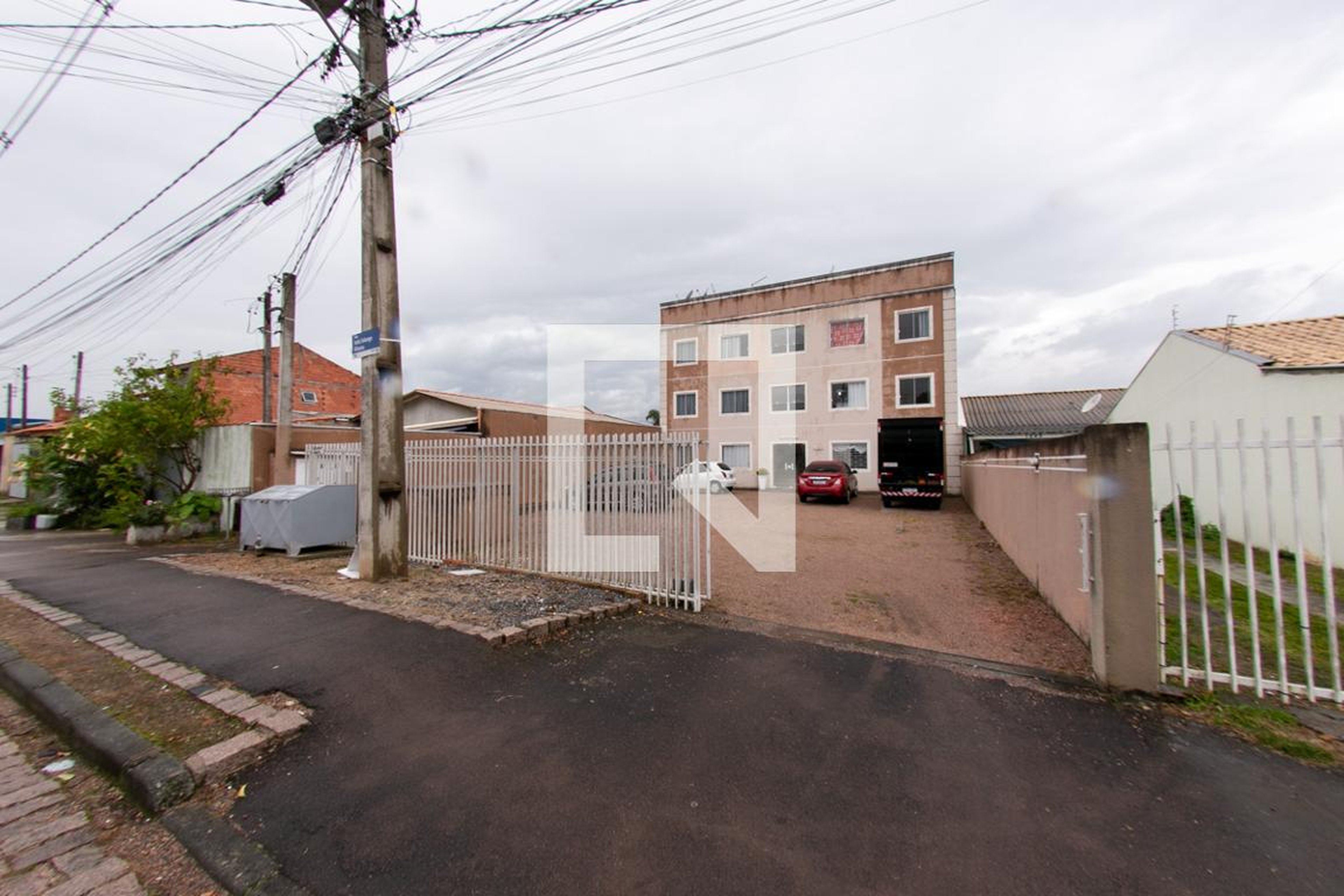 Fachada Condomínio em Rua Iêda Solange Ribeiro, 1237