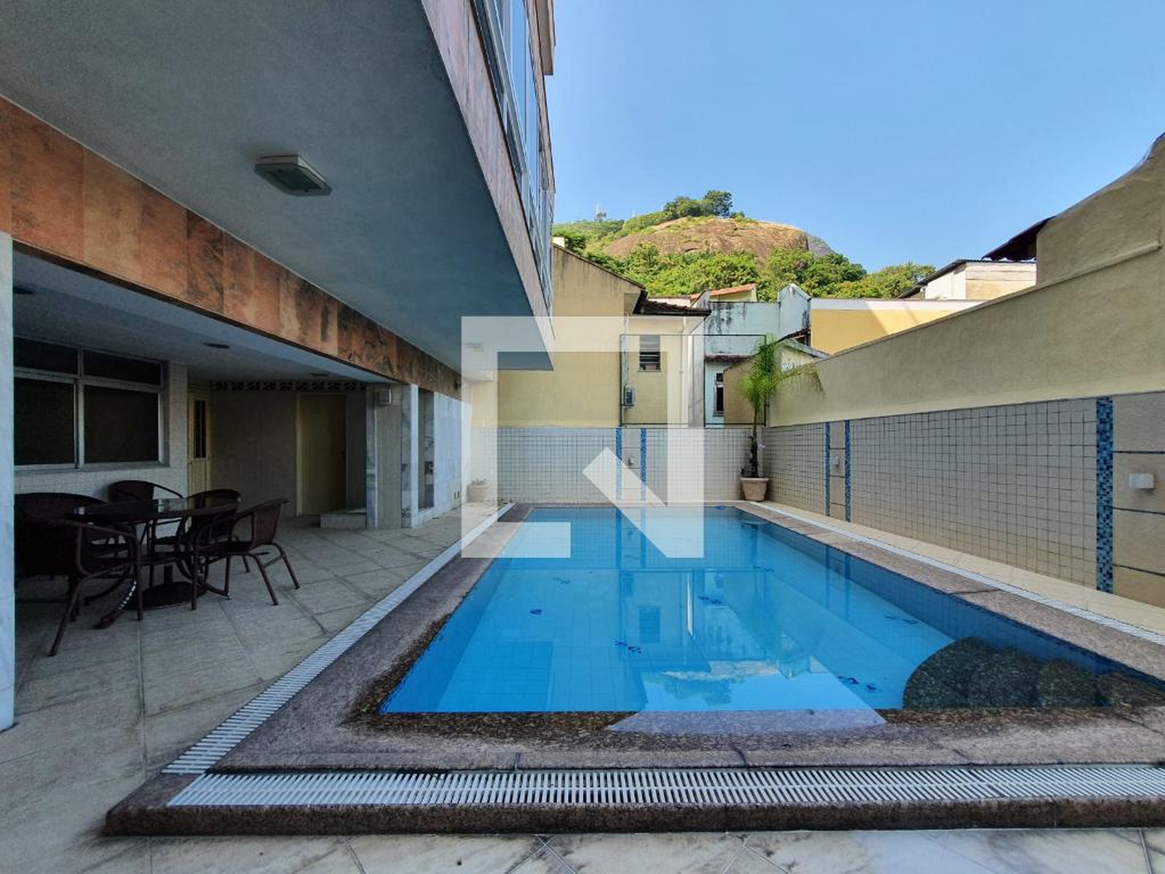 Piscina - Edifício Solar Rego Lopes