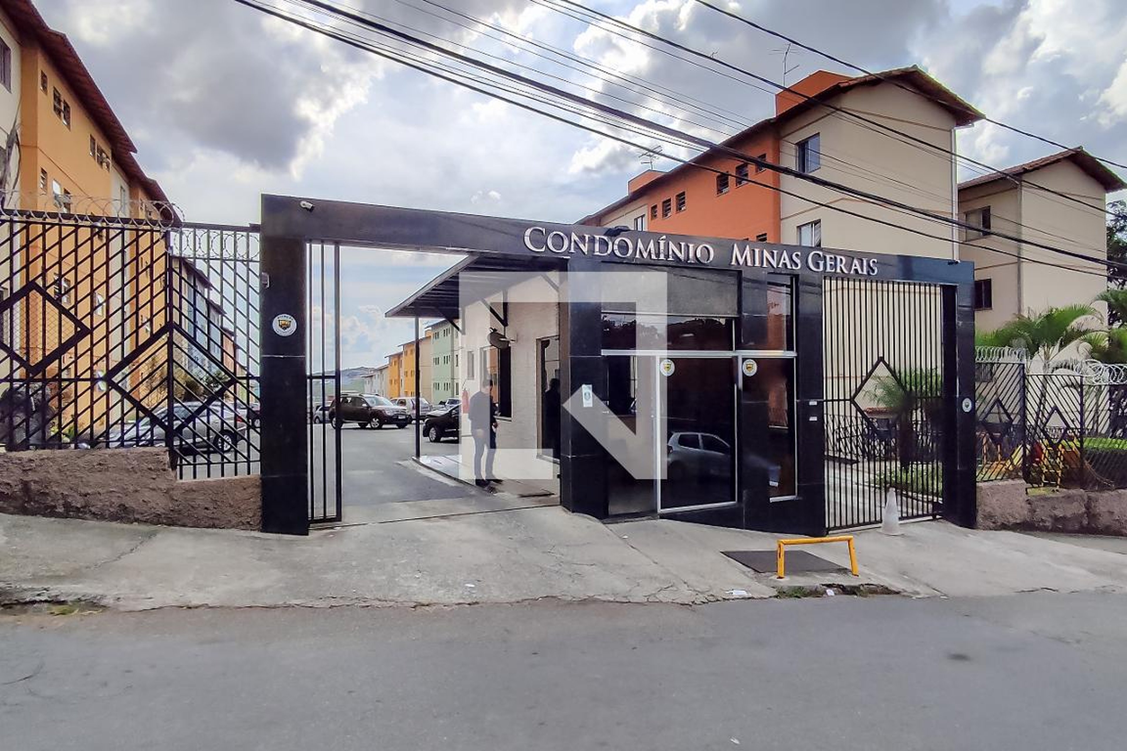 Fachada Condomínio em Rua Estér Augusta Ribeiro, 70