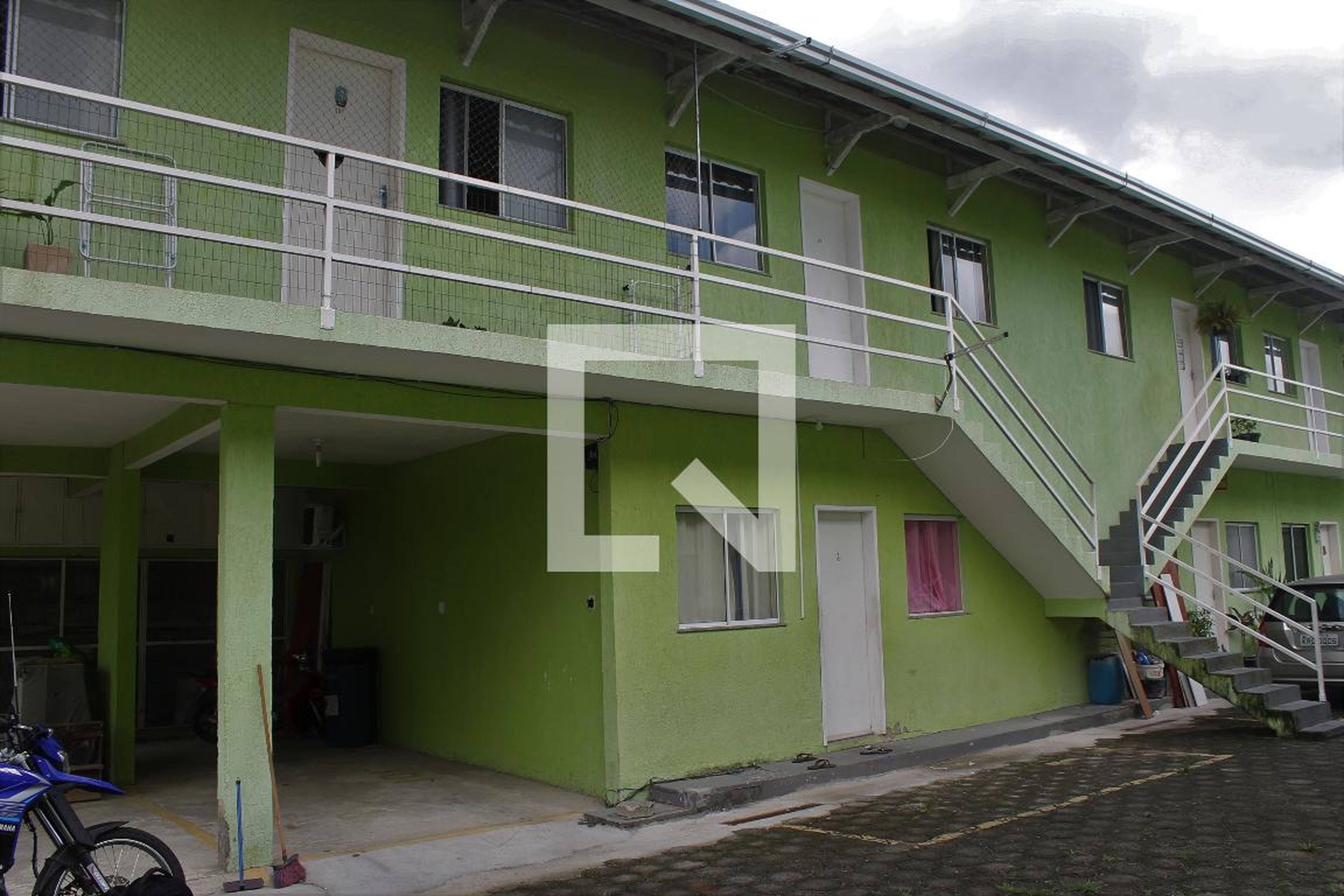 Fachada Condomínio em Rua Expedicionário Jorge da Costa Lima, 235