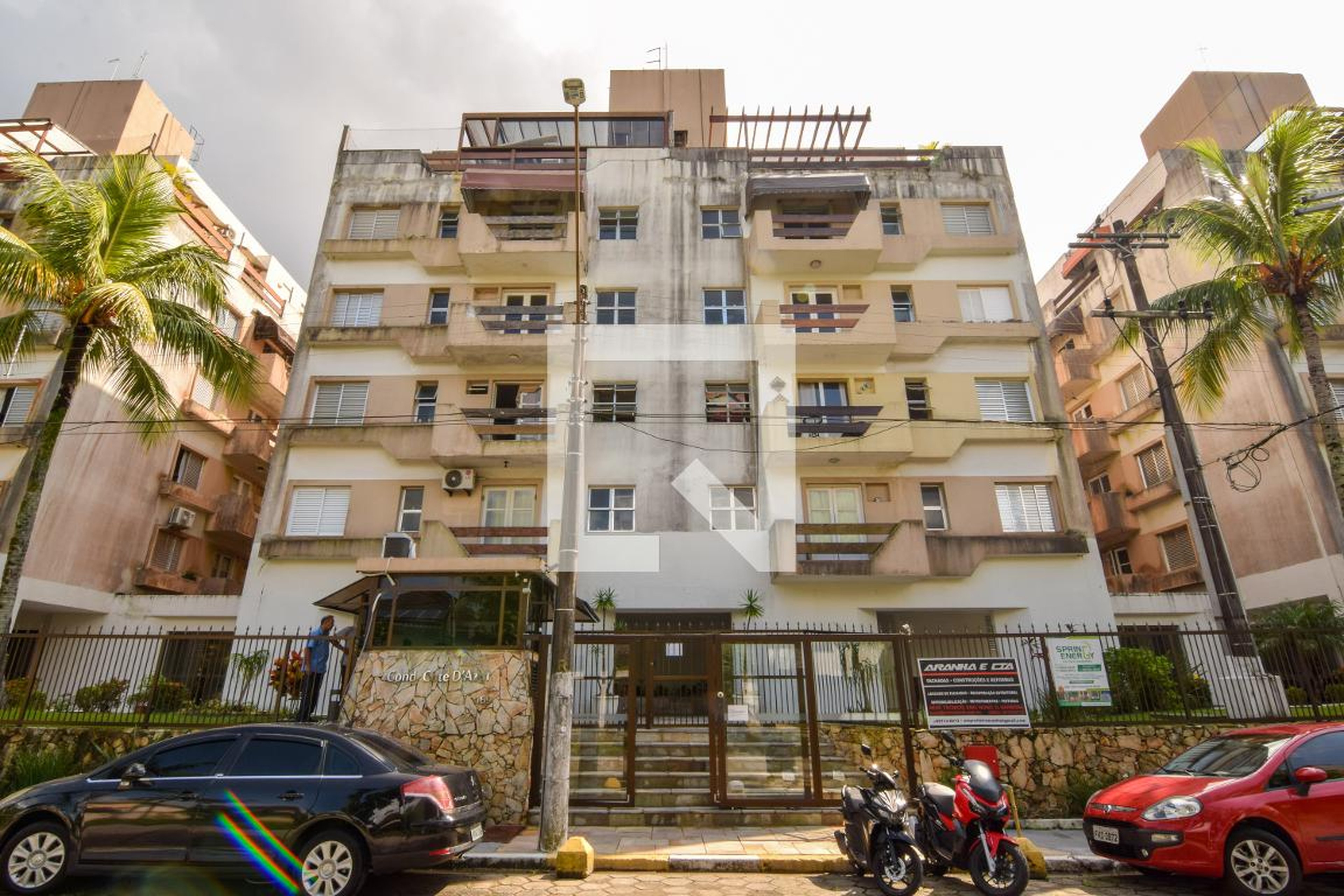 Fachada Condomínio em Avenida do Parque, 159