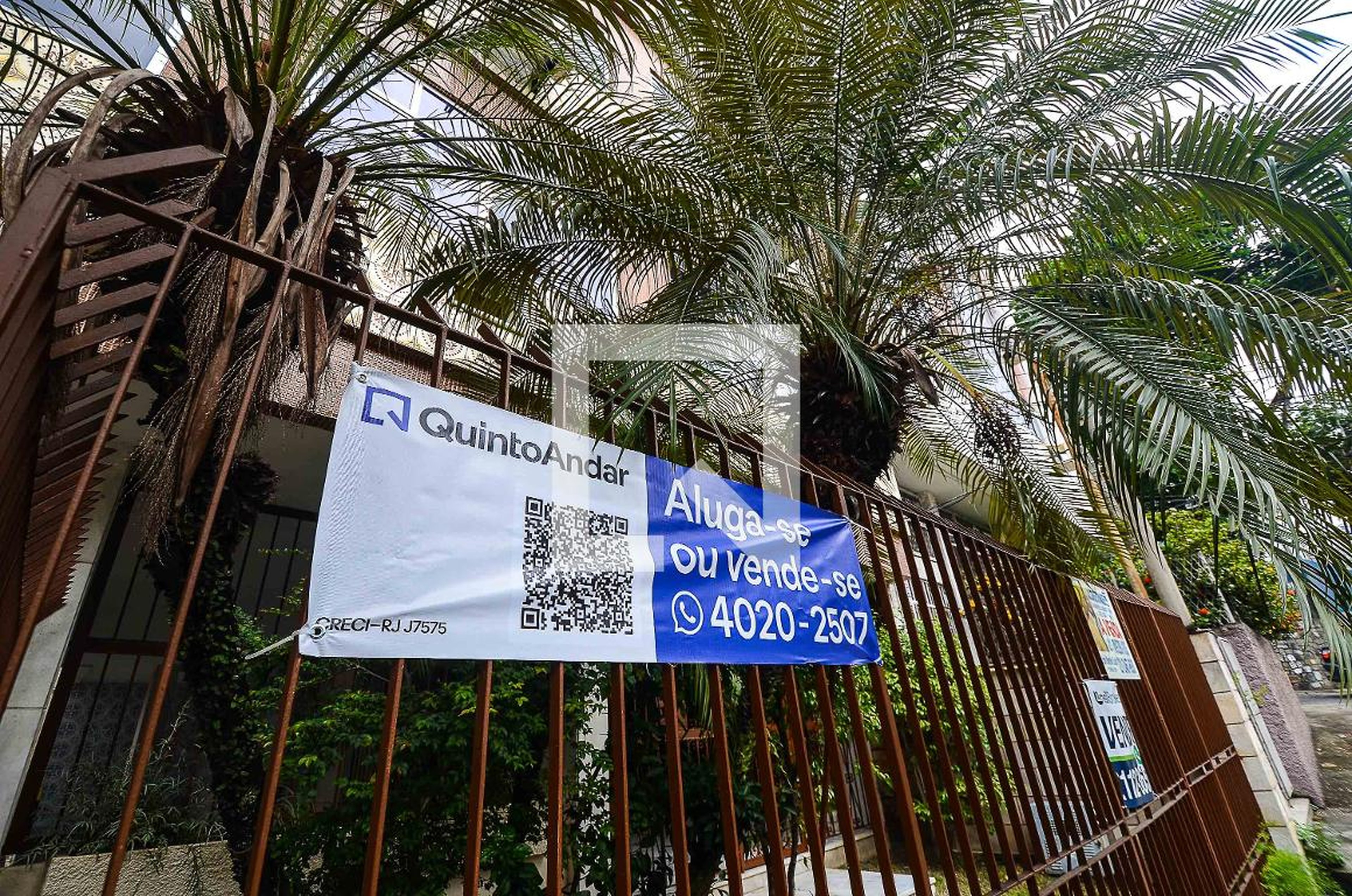 Fachada do Prédio Condomínio em Rua Jaime Perdigão, 539