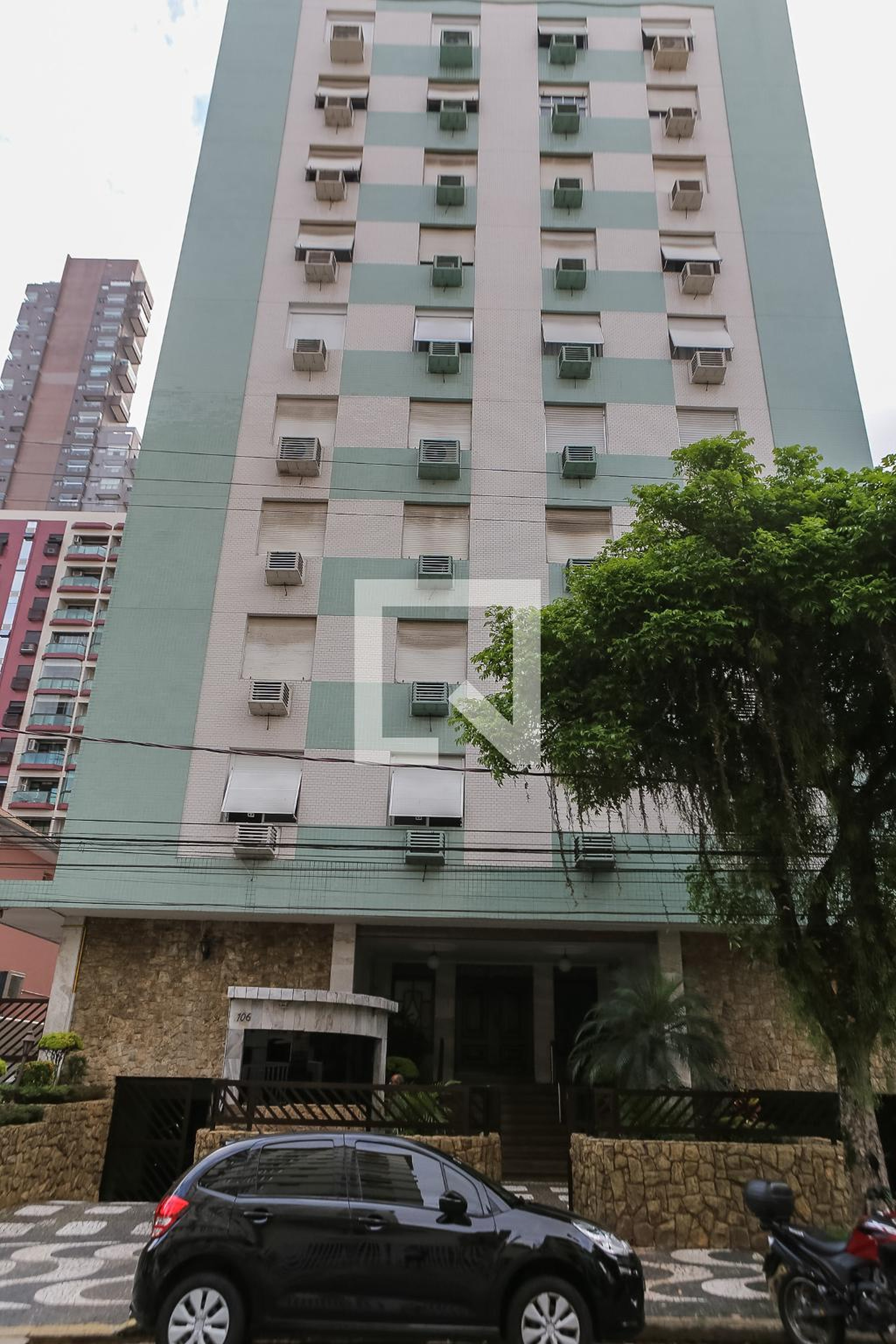 Fachada Condomínio em Rua Paraíba, 22