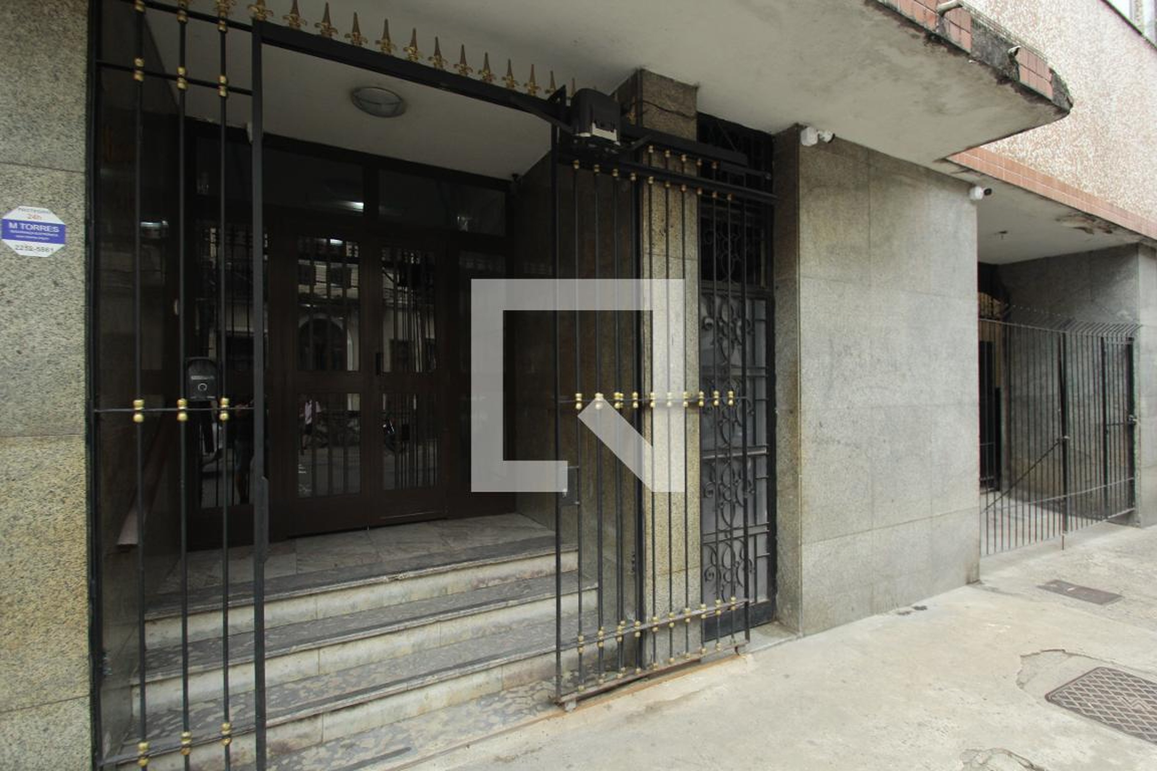 Entrada do Prédio - Bonança