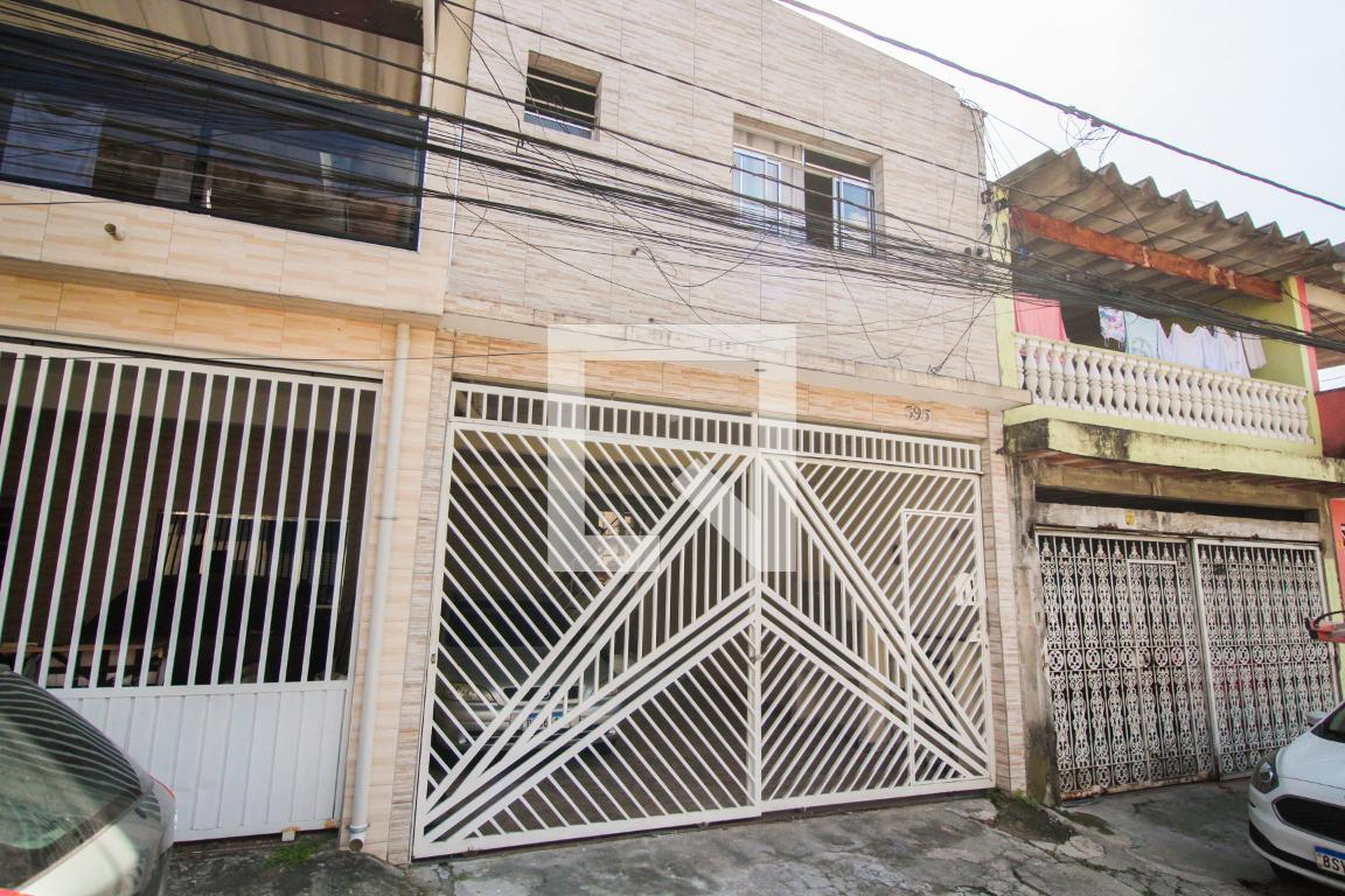 Fachada Condomínio em Rua Rosa-do-Campo, 395