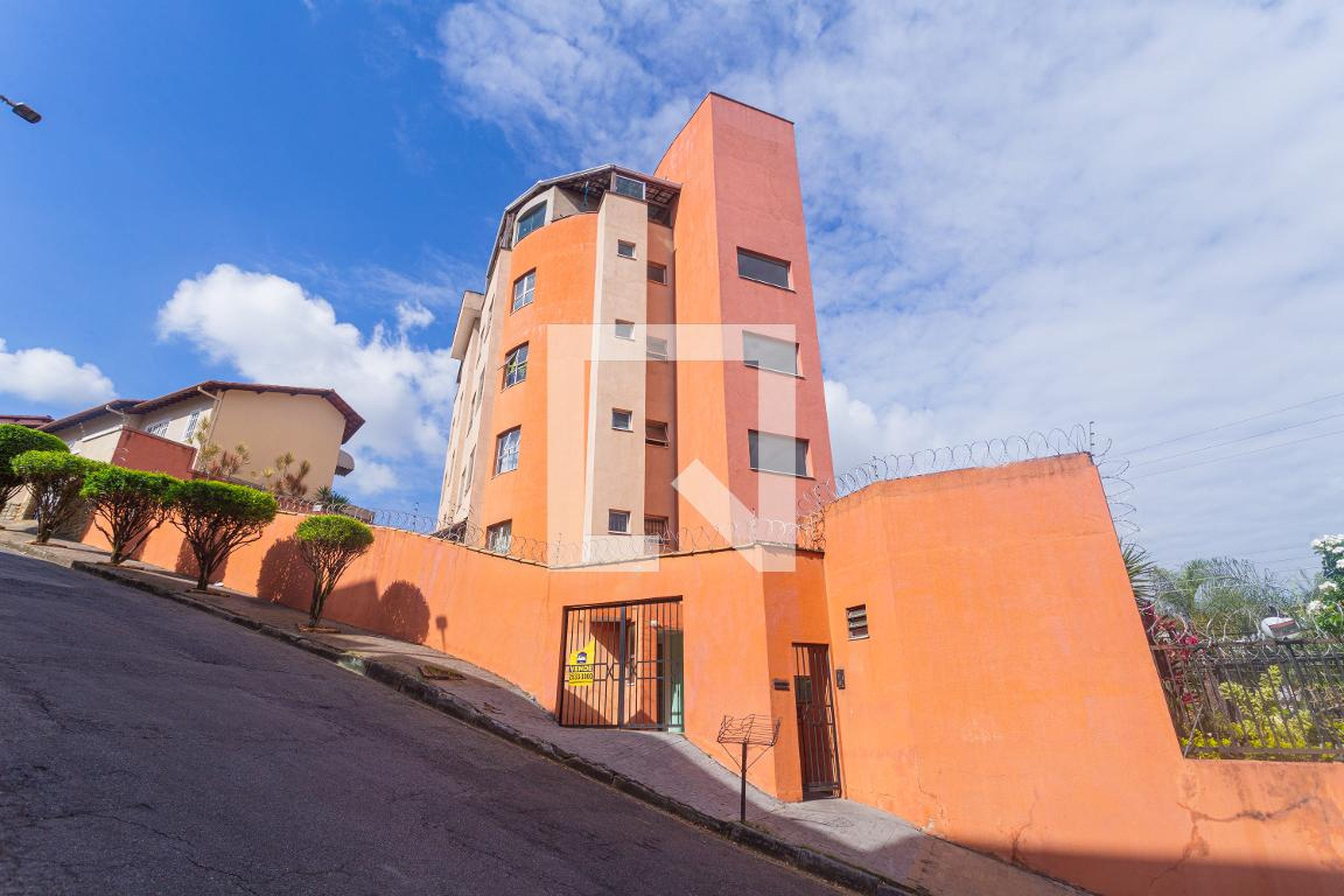 Fachada Condomínio em Rua Jequiá, 367