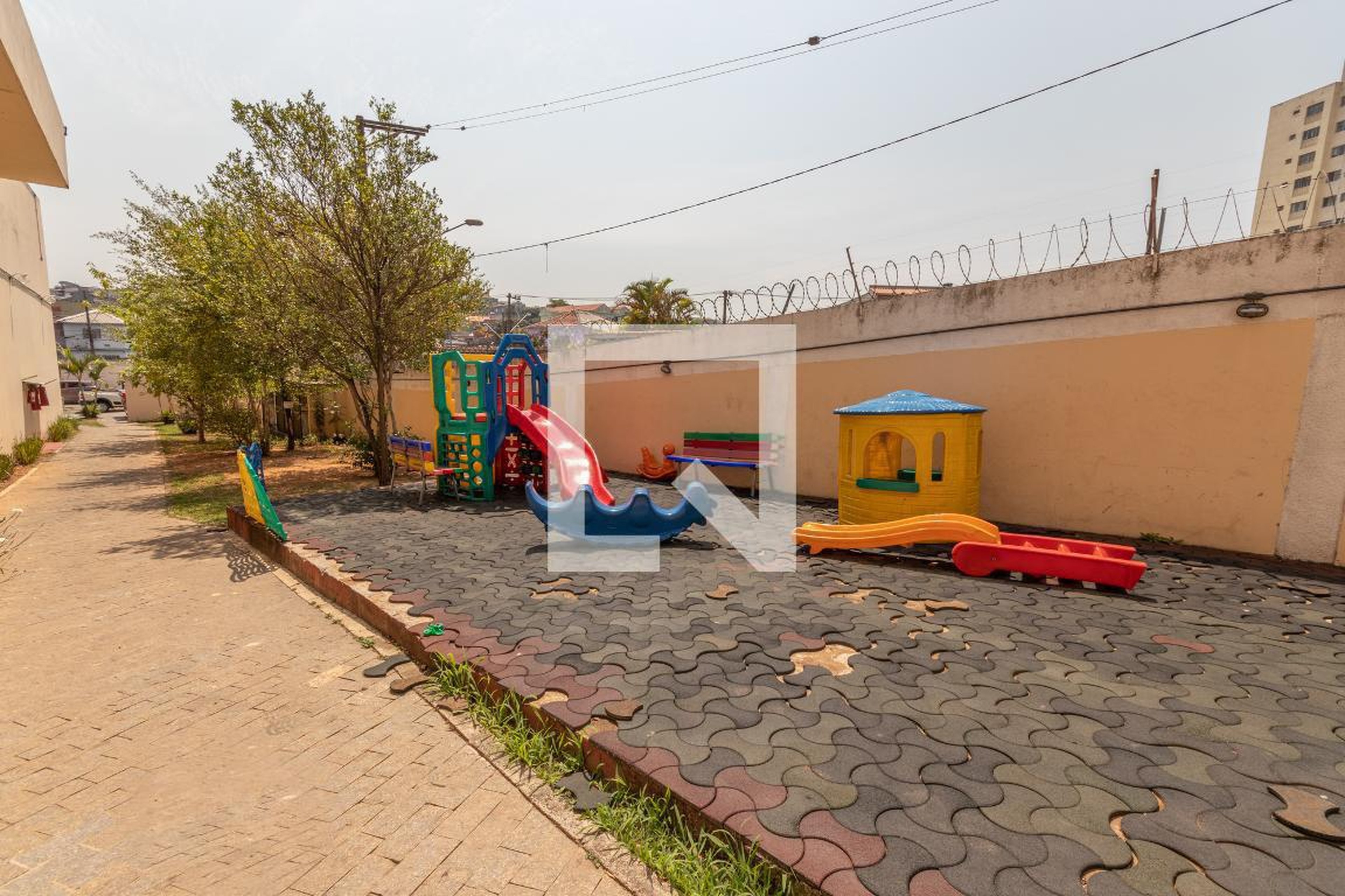 Playground - Provence