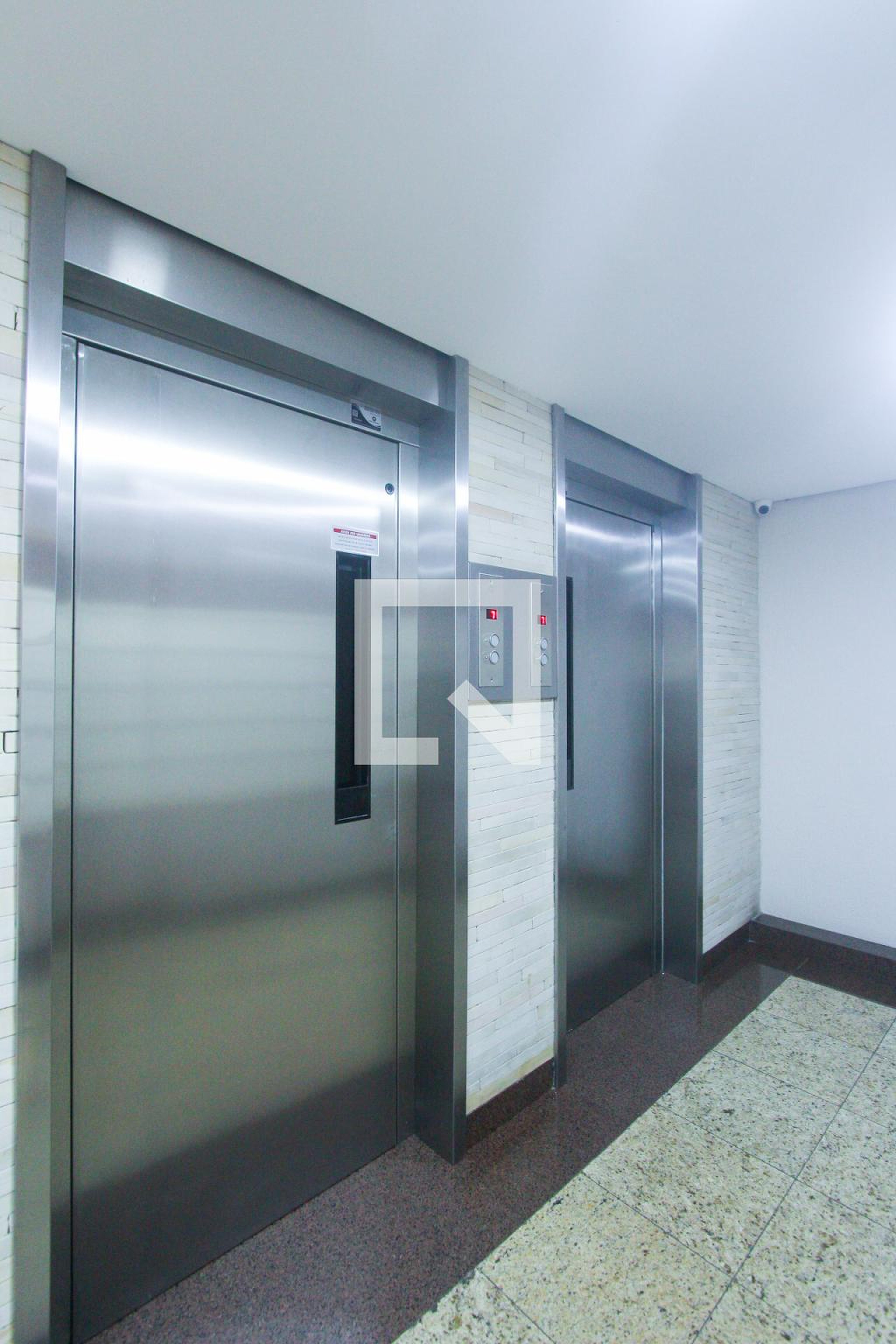 ELEVADOR - Monte Castelo