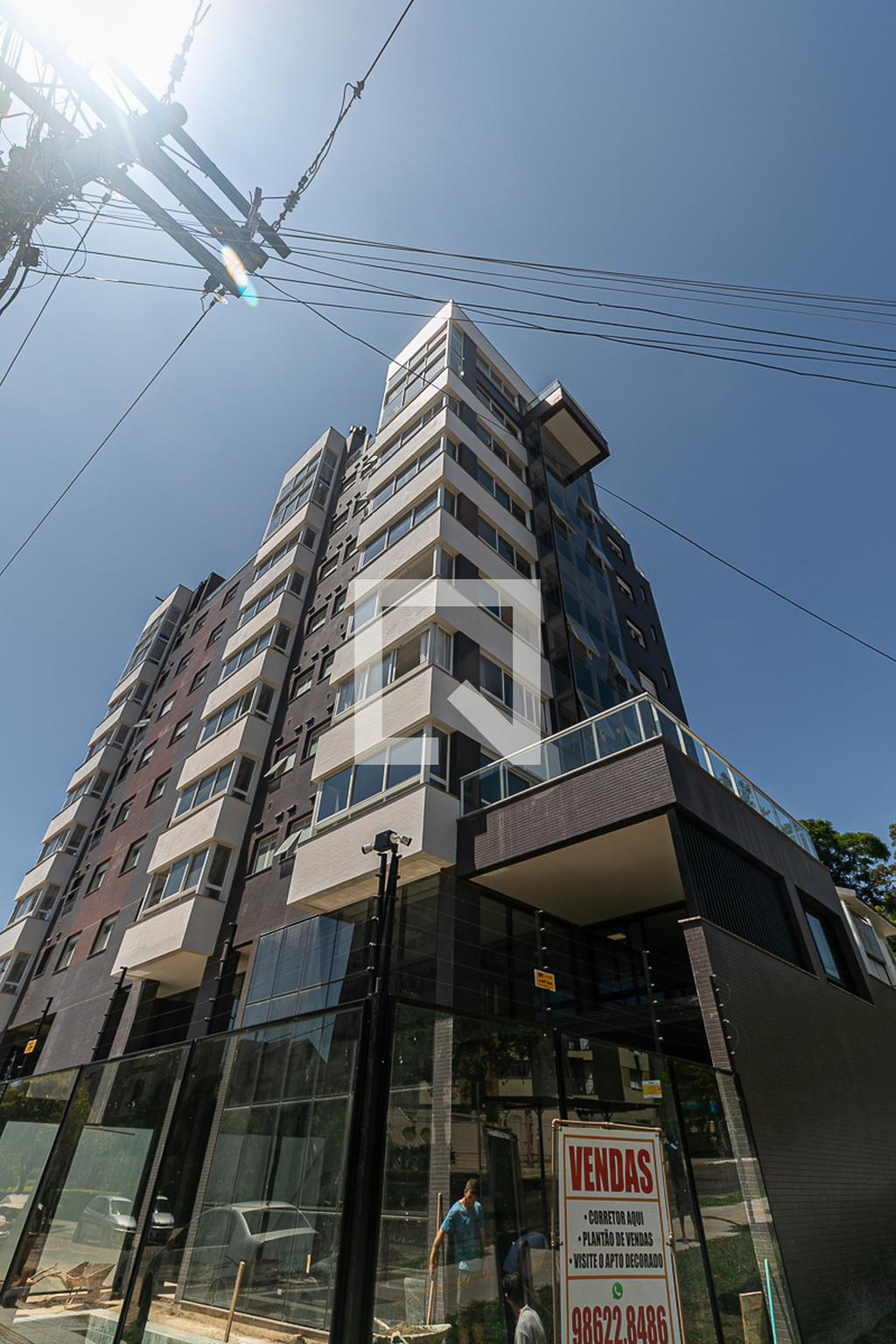 Fachada Condomínio em Rua Corrêa Lima, 810
