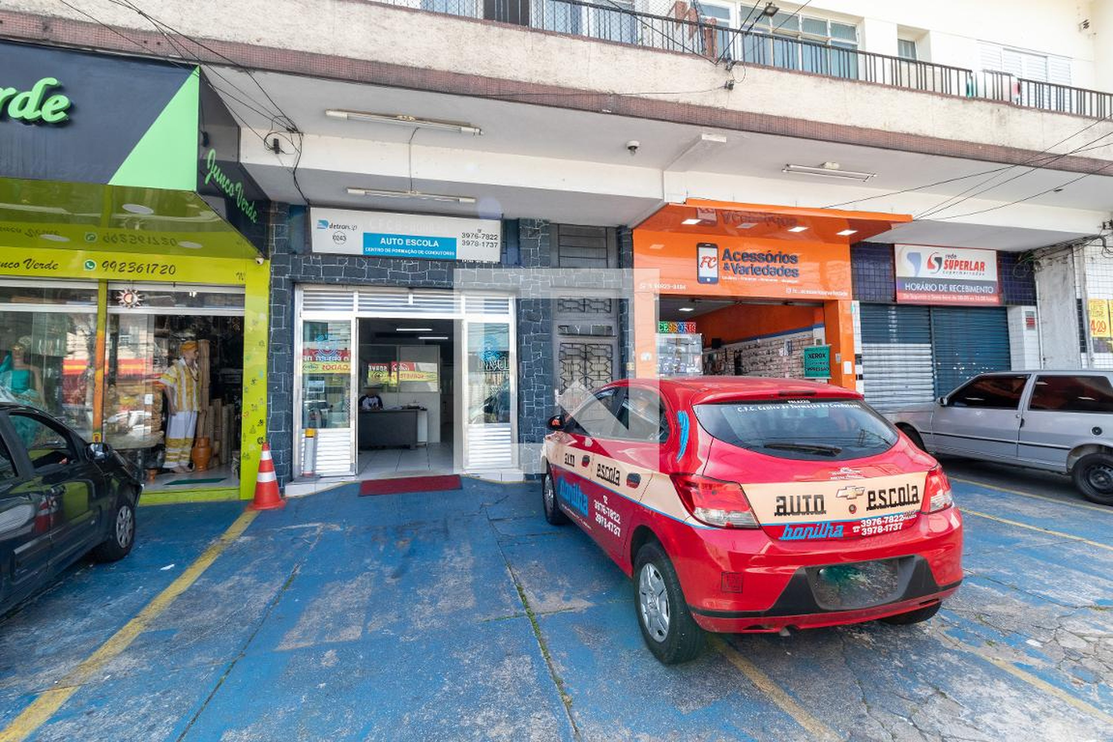 Fachada Condomínio em Avenida Paula Ferreira, 1568