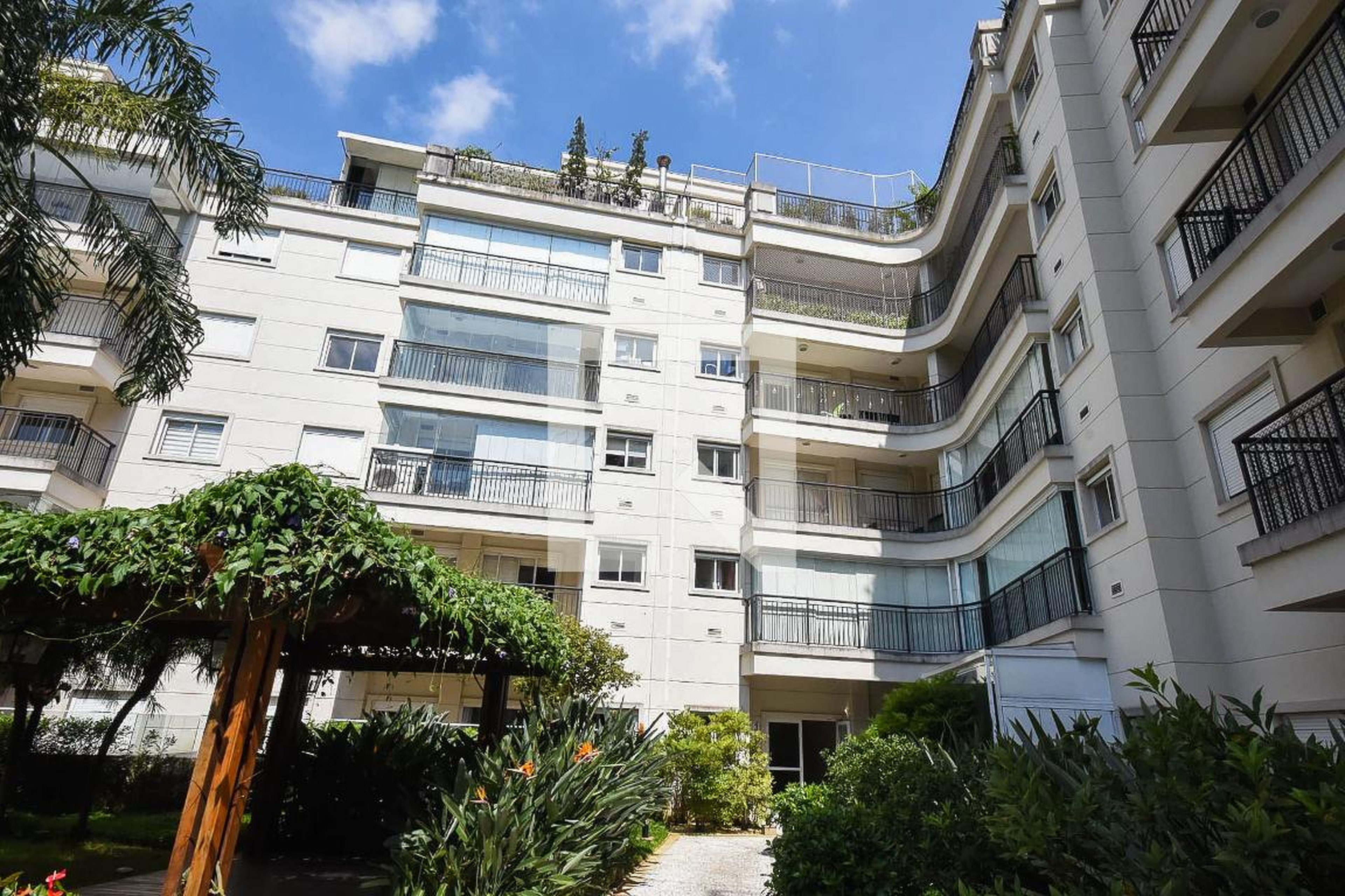 Fachada Condomínio em Avenida Padre Lebret, 78