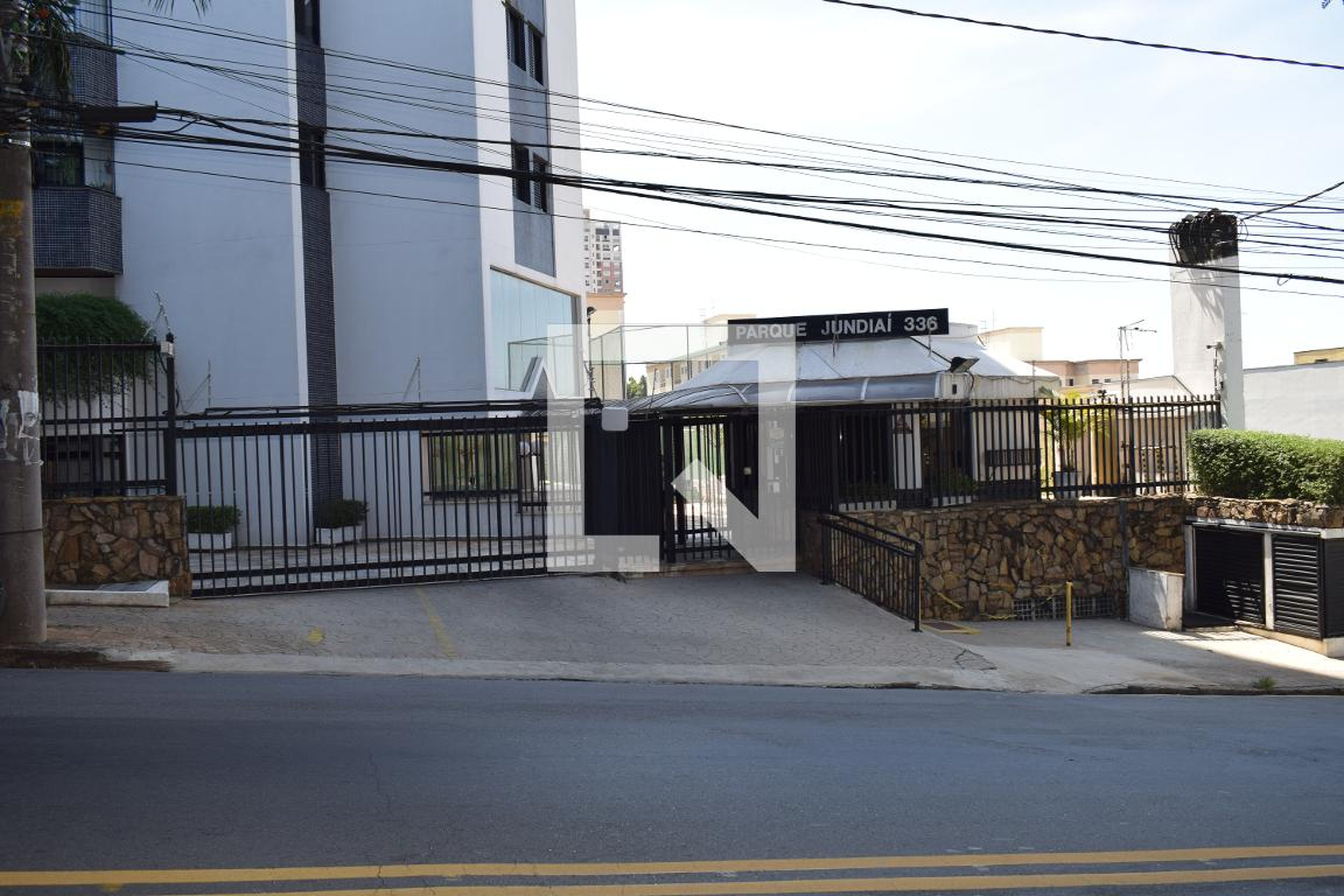 Fachada do Condomínio Condomínio Parque Jundiaí
