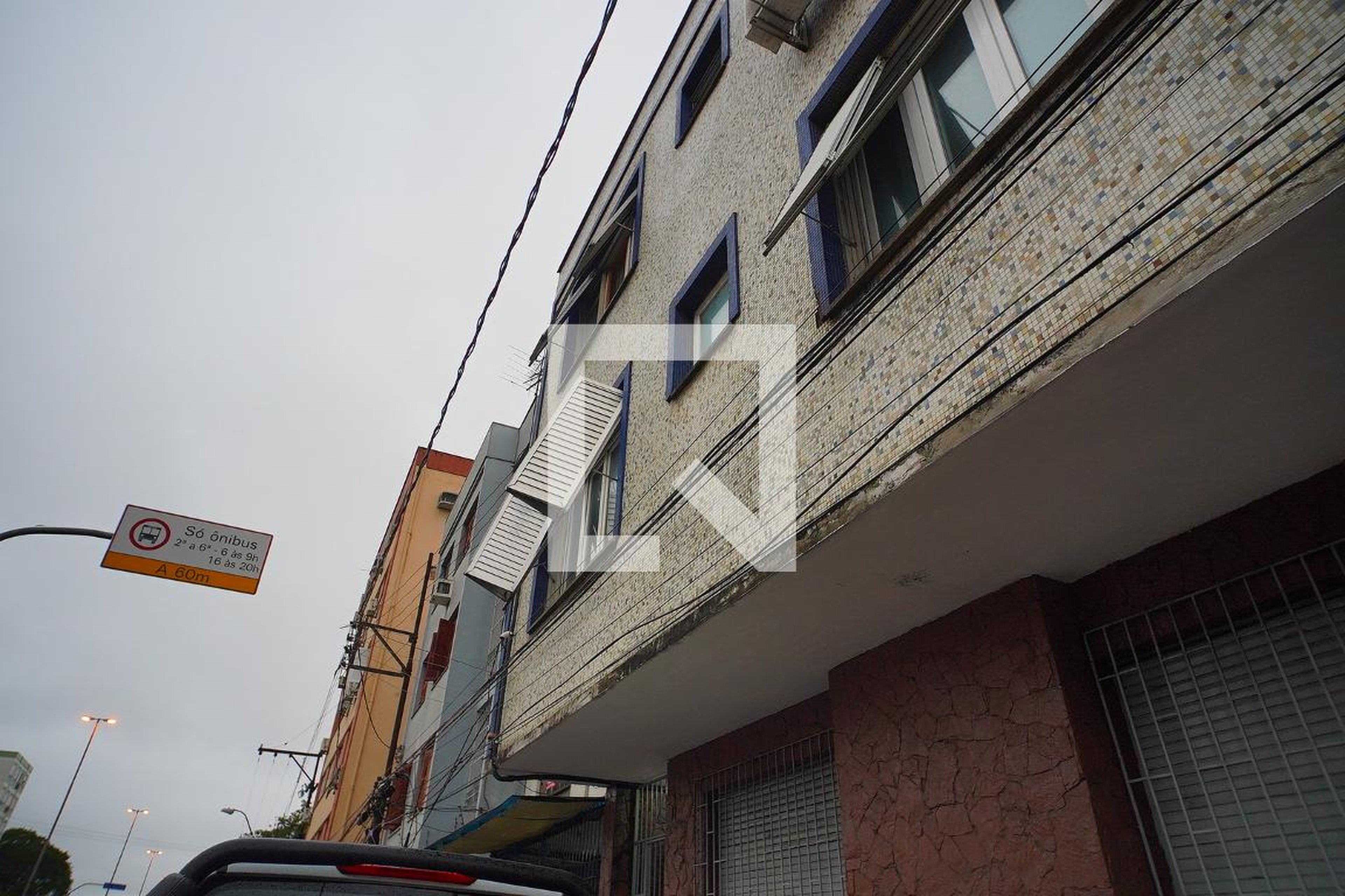 Fachada Condomínio em Rua Silva Só, 157