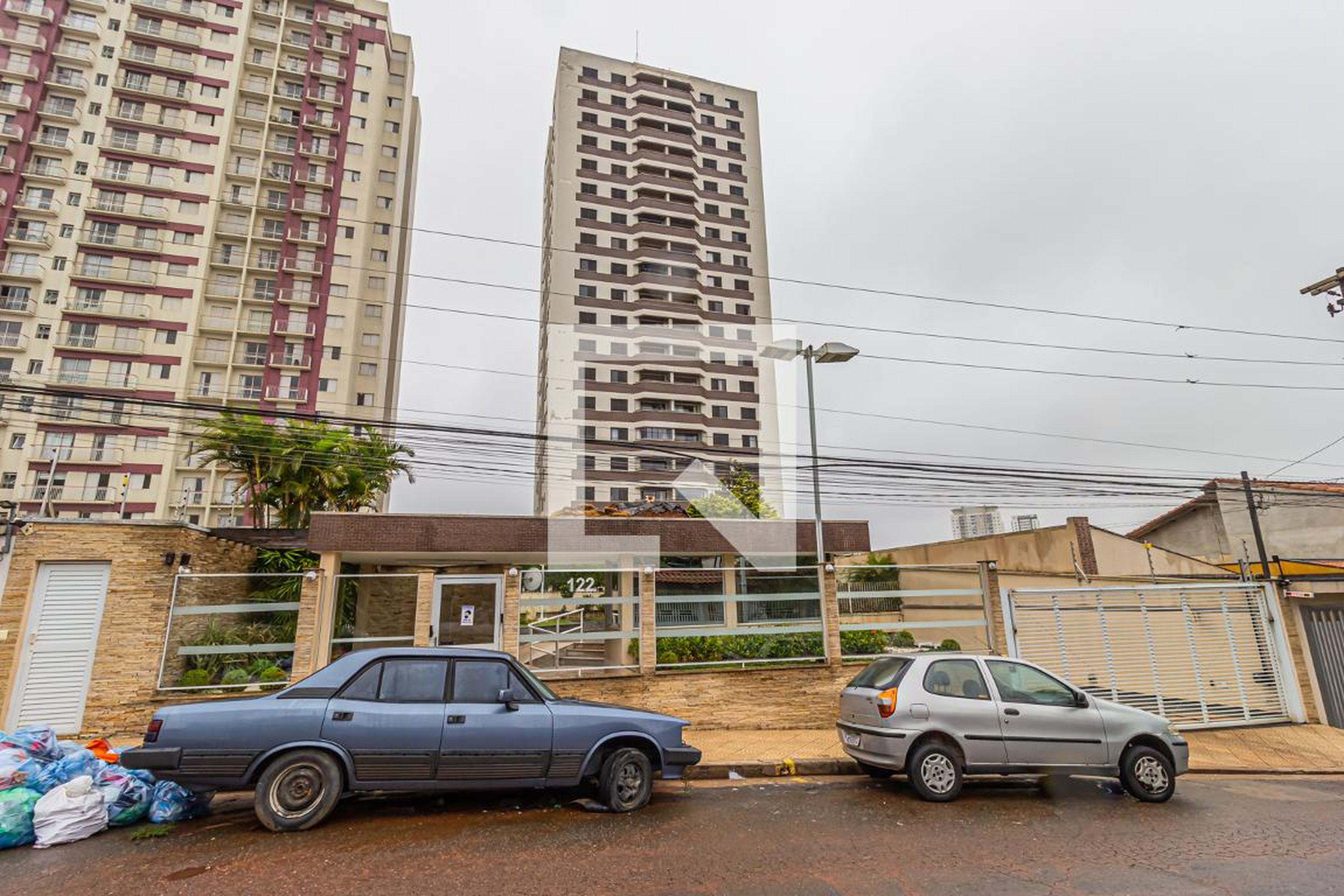 Fachada do Condomínio Condomínio Flamboyant