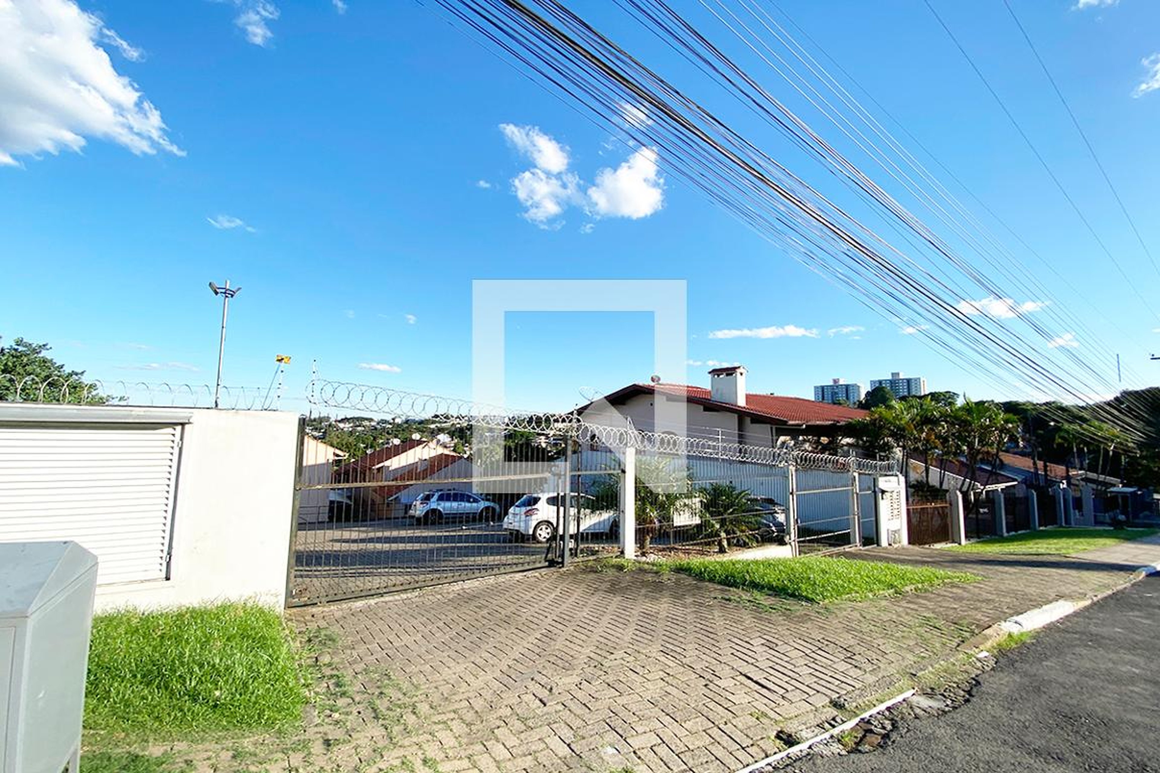 Fachada do Condomínio Residencial Schinke