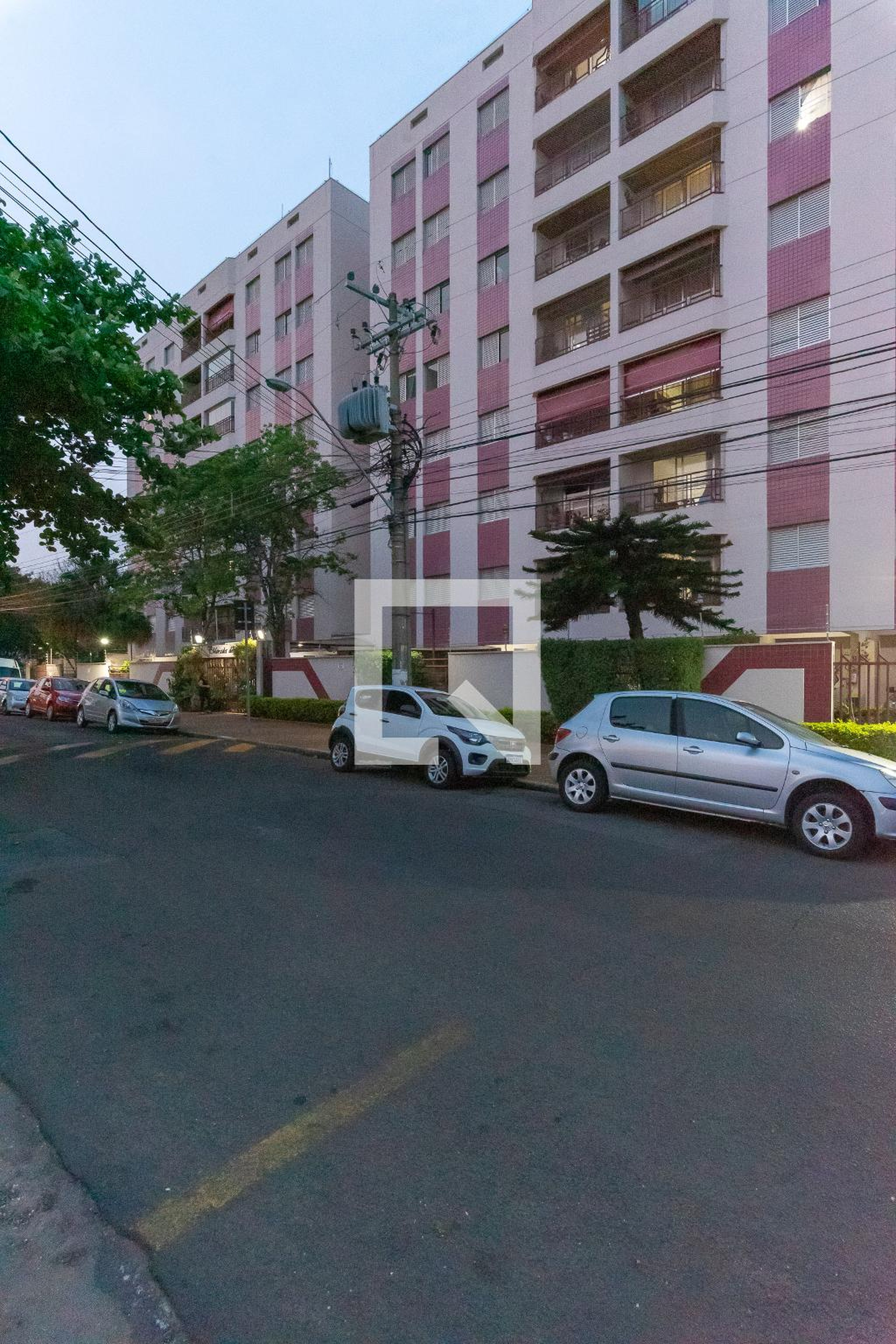 Fachada do Condomínio Condomínio Morada dos Ypes